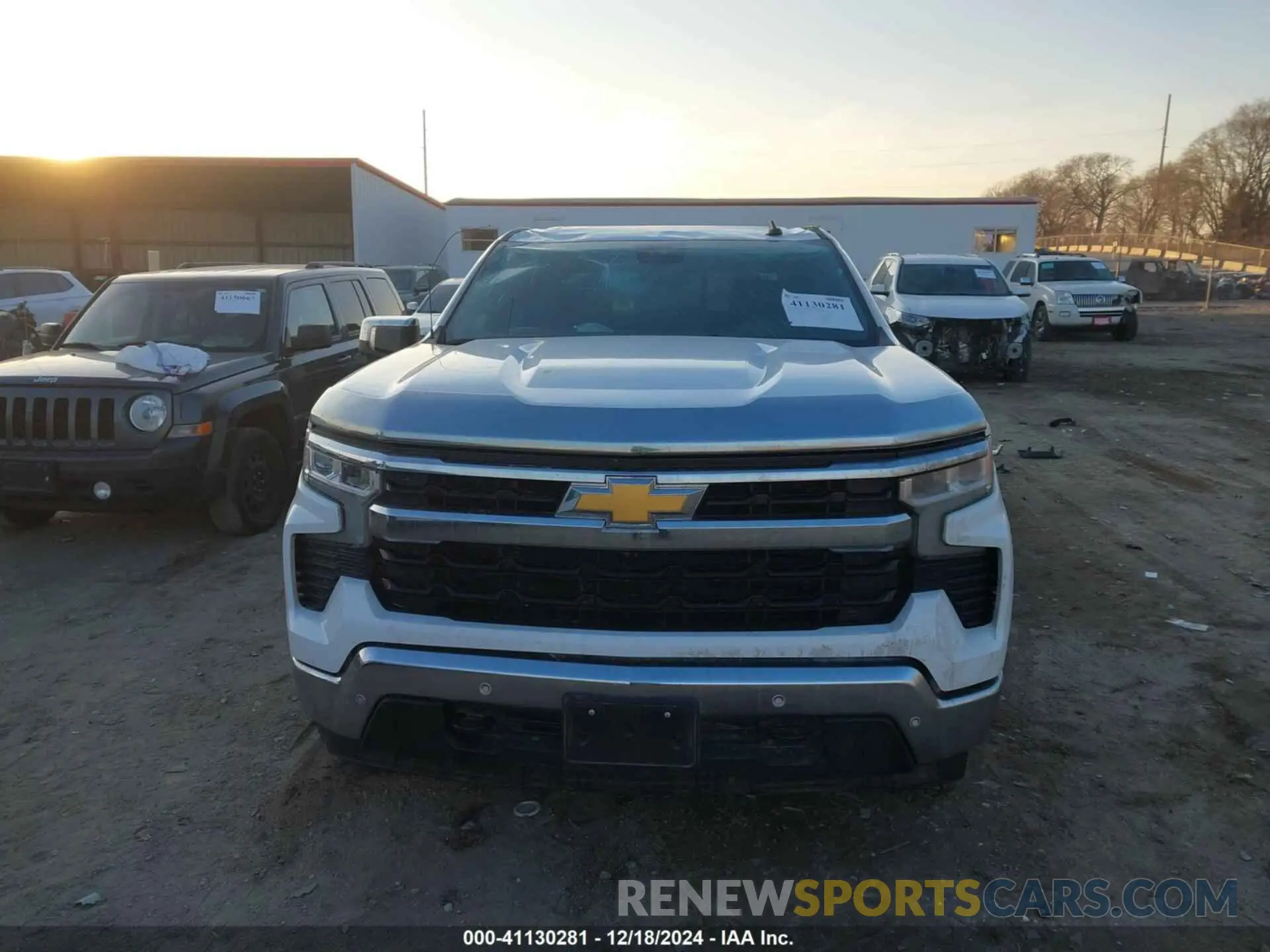 12 Фотография поврежденного автомобиля 1GCUDDED9RZ335498 CHEVROLET SILVERADO 1500 2024