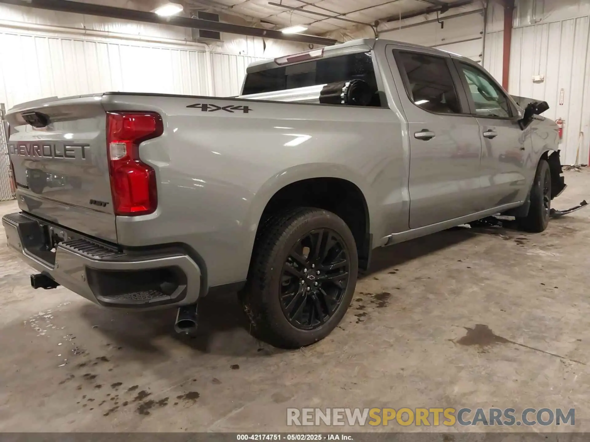 4 Photograph of a damaged car 1GCUDEE88RZ262021 CHEVROLET SILVERADO 1500 2024