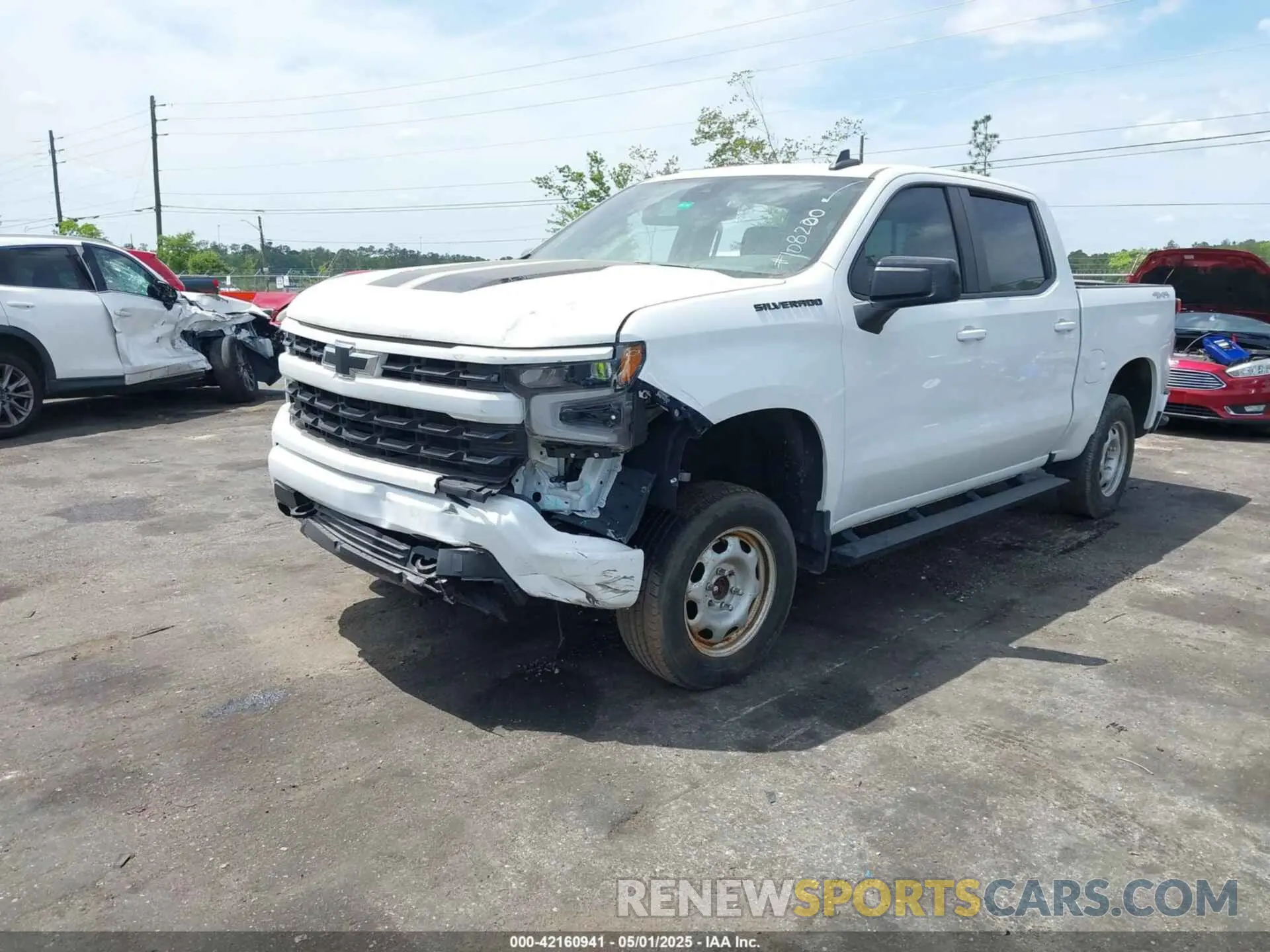 2 Photograph of a damaged car 1GCUDEEL0RZ108200 CHEVROLET SILVERADO 1500 2024