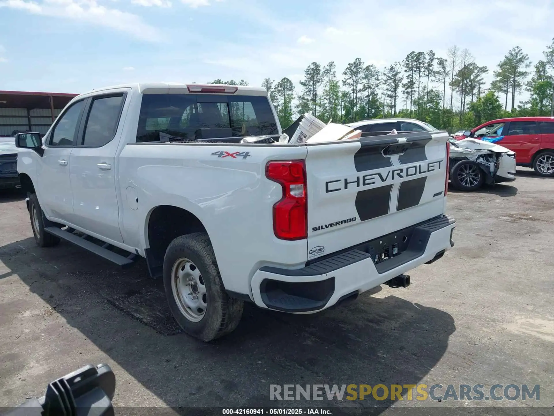 3 Photograph of a damaged car 1GCUDEEL0RZ108200 CHEVROLET SILVERADO 1500 2024