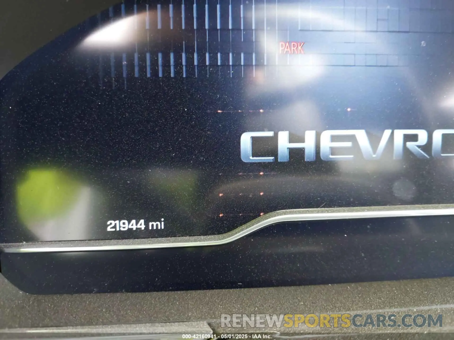 7 Photograph of a damaged car 1GCUDEEL0RZ108200 CHEVROLET SILVERADO 1500 2024