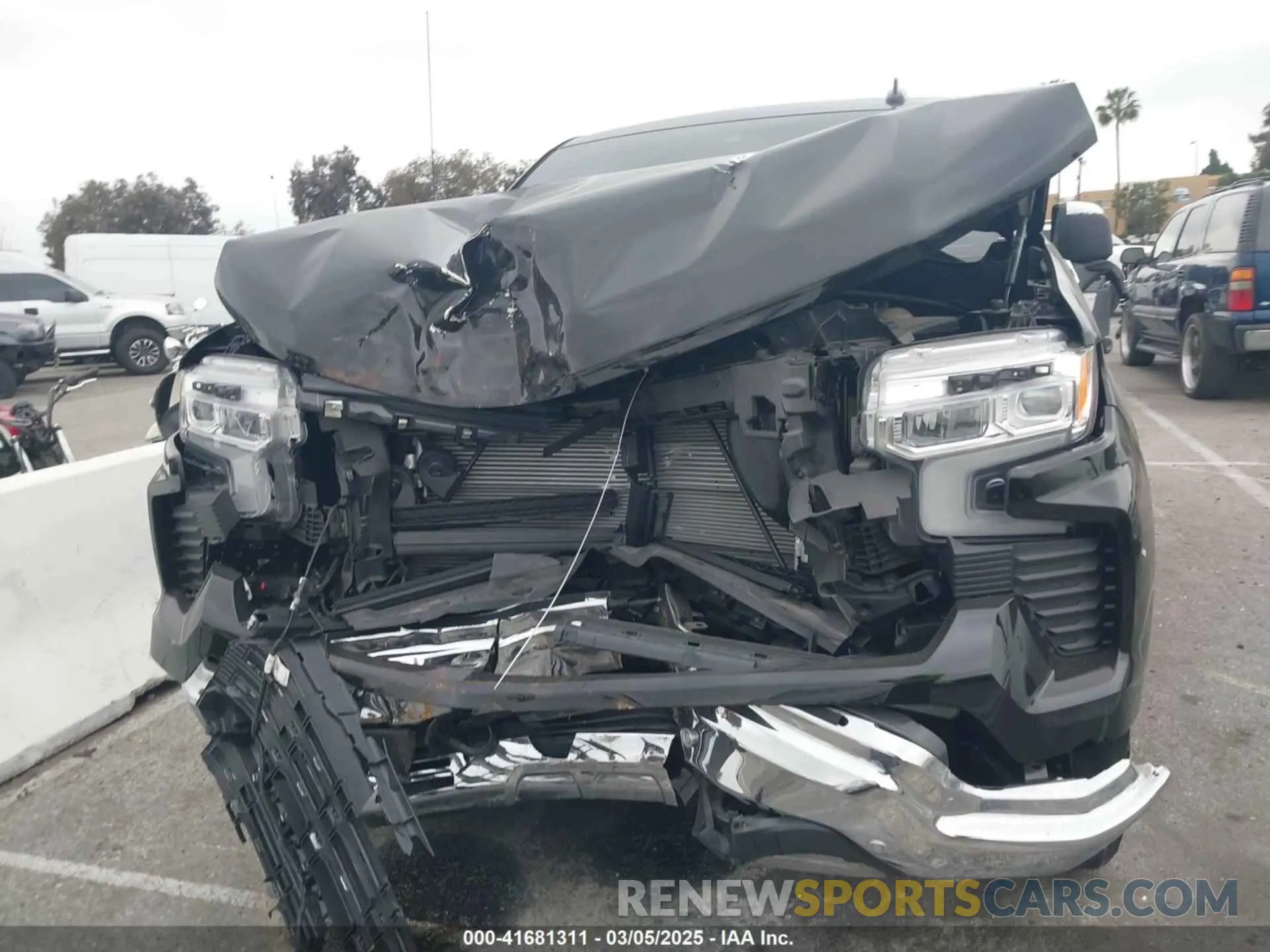 11 Photograph of a damaged car 1GCUDGEL3RZ105870 CHEVROLET SILVERADO 1500 2024