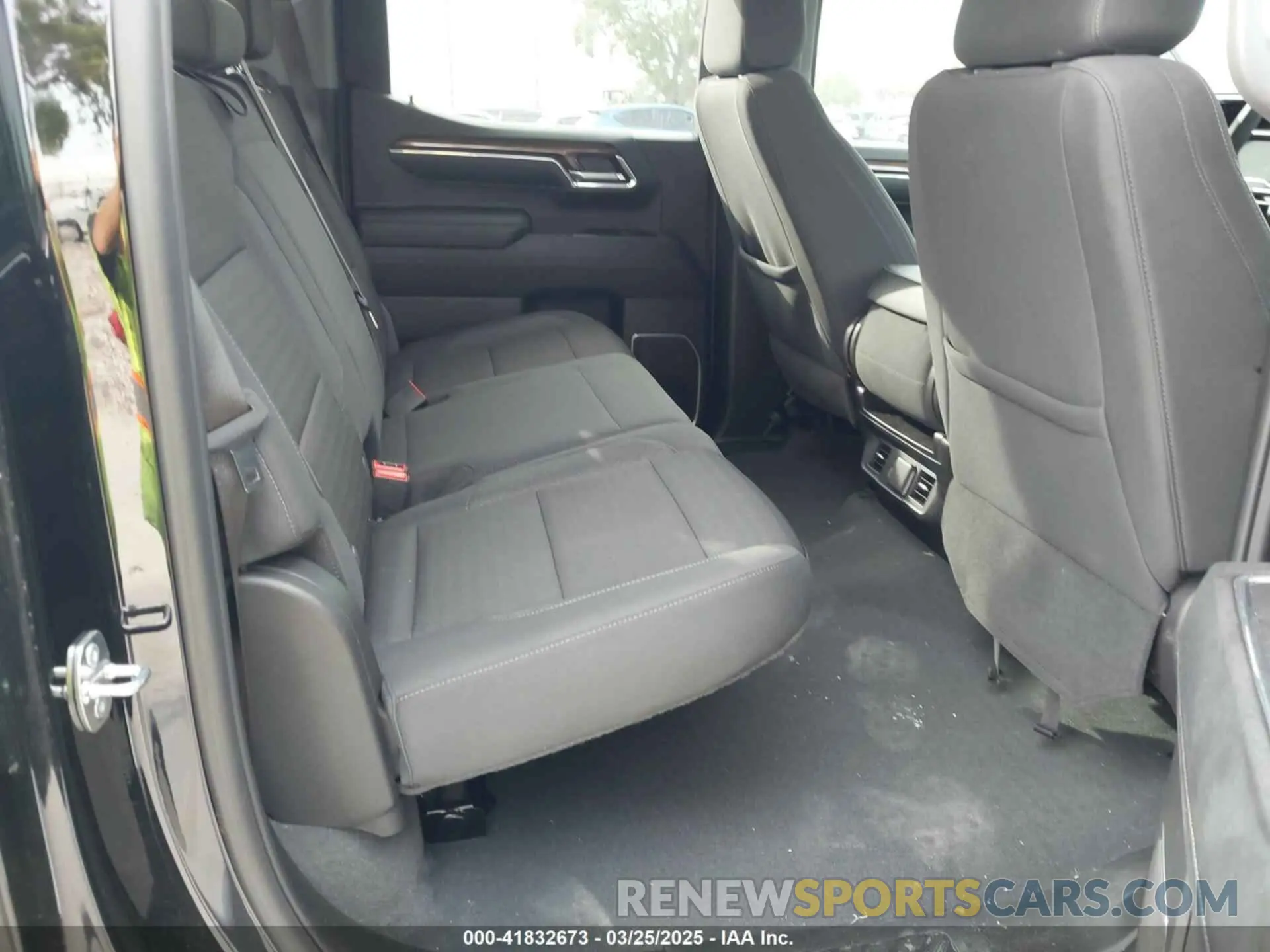 8 Photograph of a damaged car 2GCPACED3R1160867 CHEVROLET SILVERADO 1500 2024