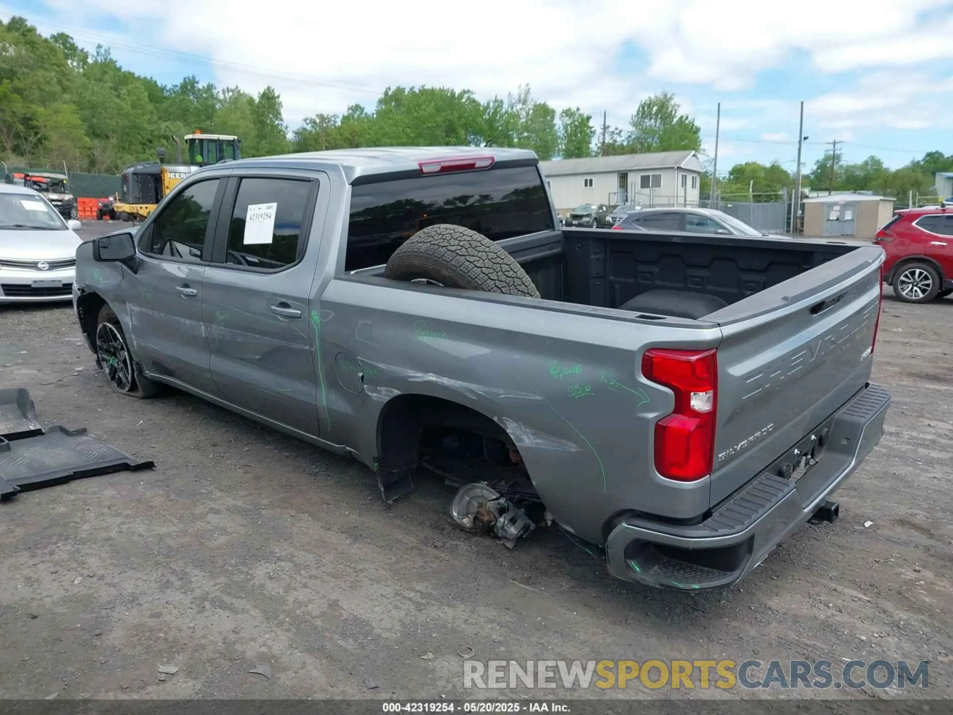 3 Photograph of a damaged car 2GCUDEED7R1274179 CHEVROLET SILVERADO 1500 2024