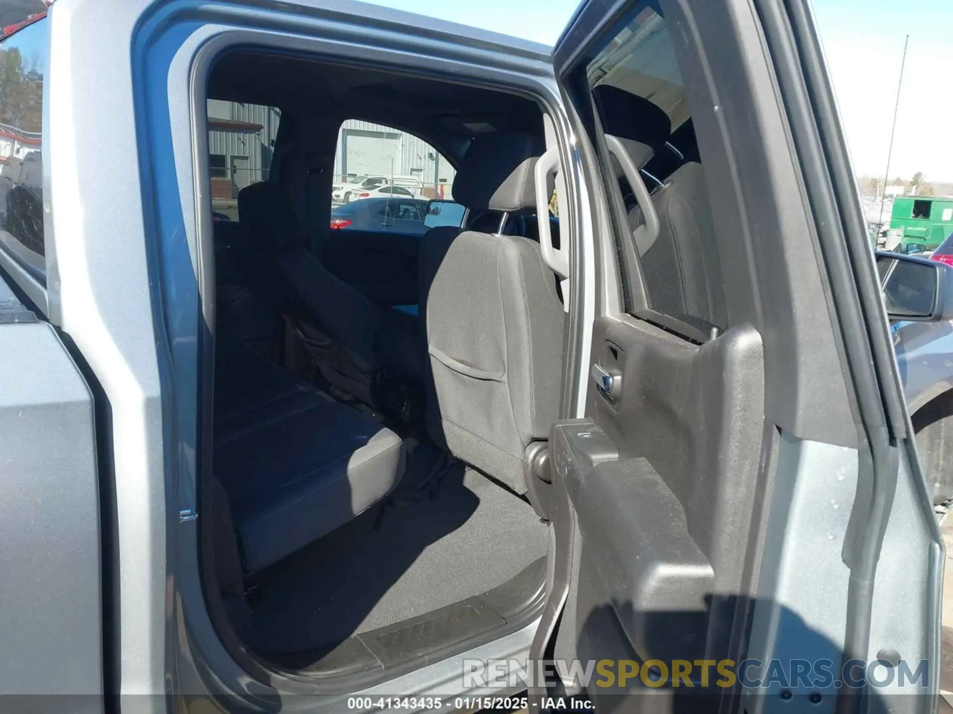 8 Фотография поврежденного автомобиля 3GCPABEK4RG160103 CHEVROLET SILVERADO 1500 2024