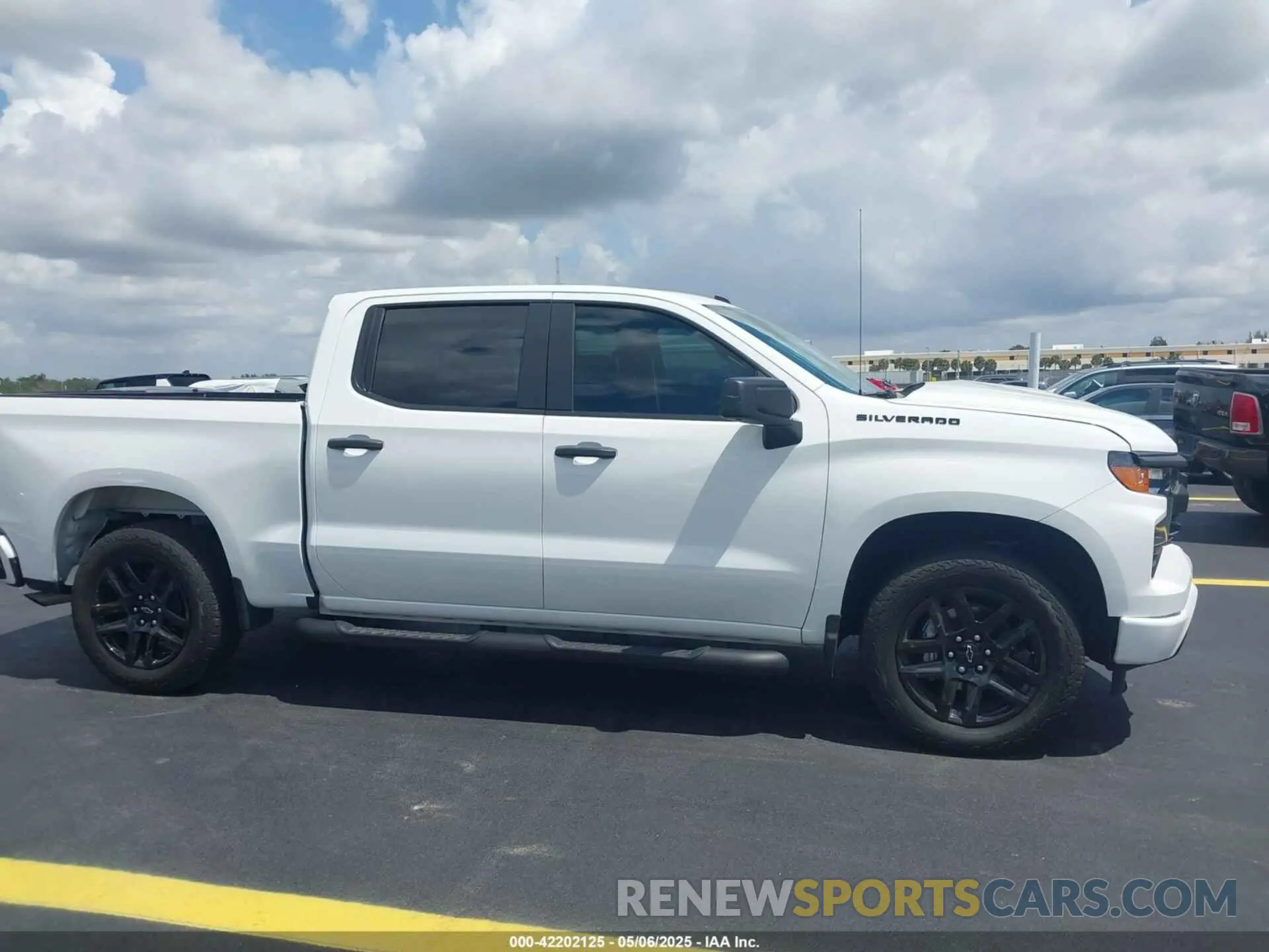 13 Photograph of a damaged car 3GCPABEKXRG142558 CHEVROLET SILVERADO 1500 2024