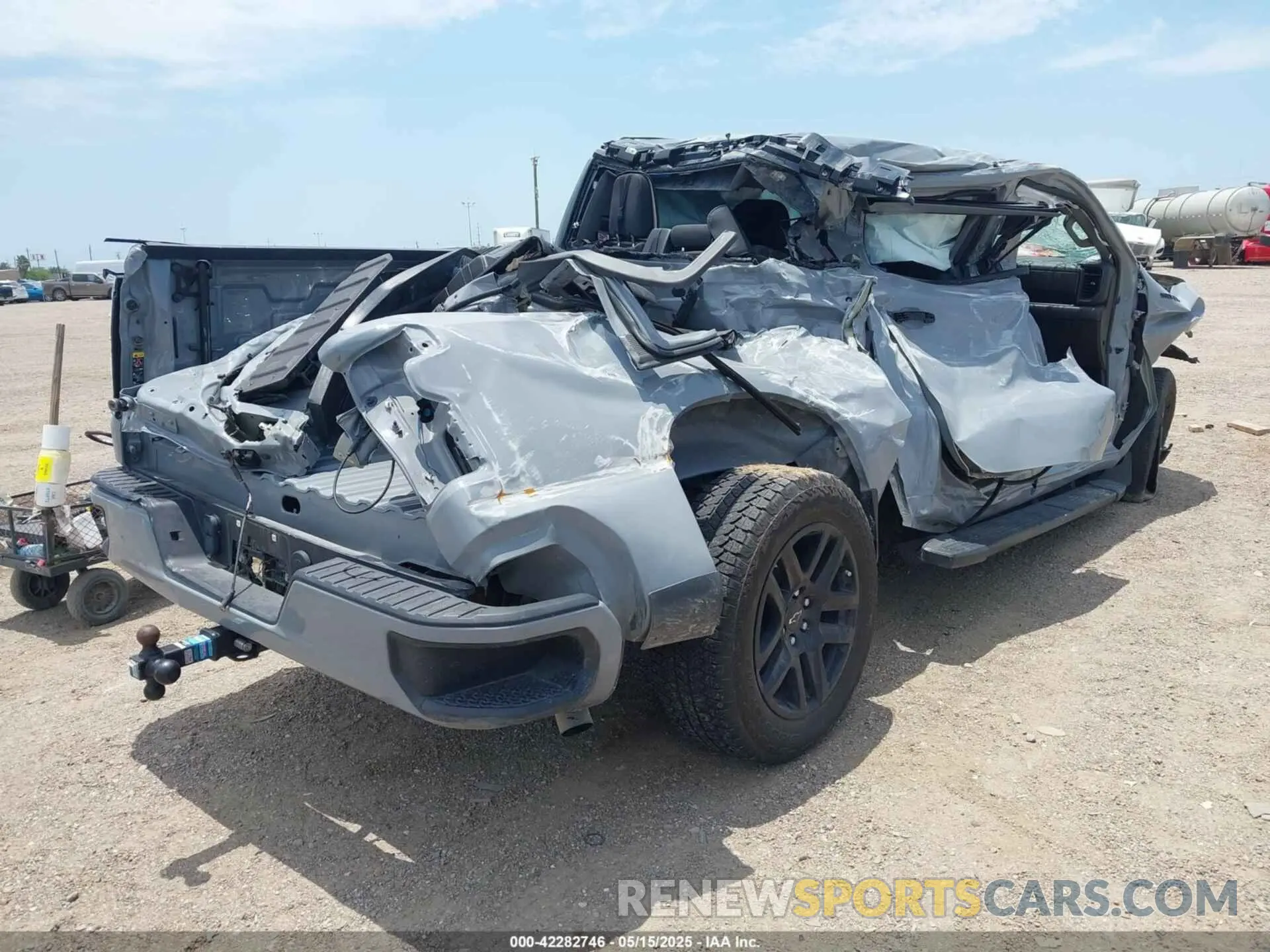 4 Photograph of a damaged car 3GCPADEK5RG276874 CHEVROLET SILVERADO 1500 2024