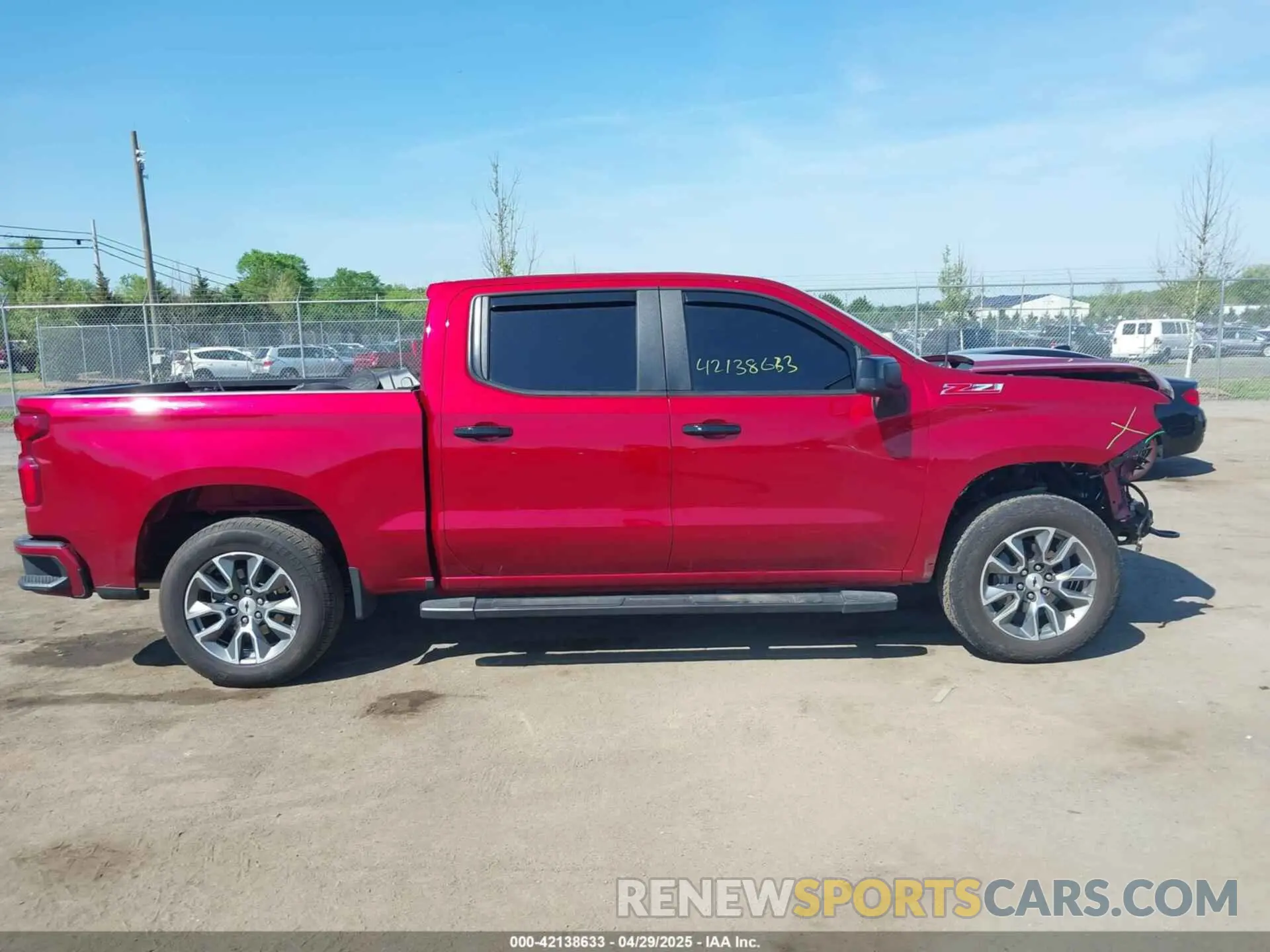 13 Фотография поврежденного автомобиля 3GCUDEED1RG427890 CHEVROLET SILVERADO 1500 2024