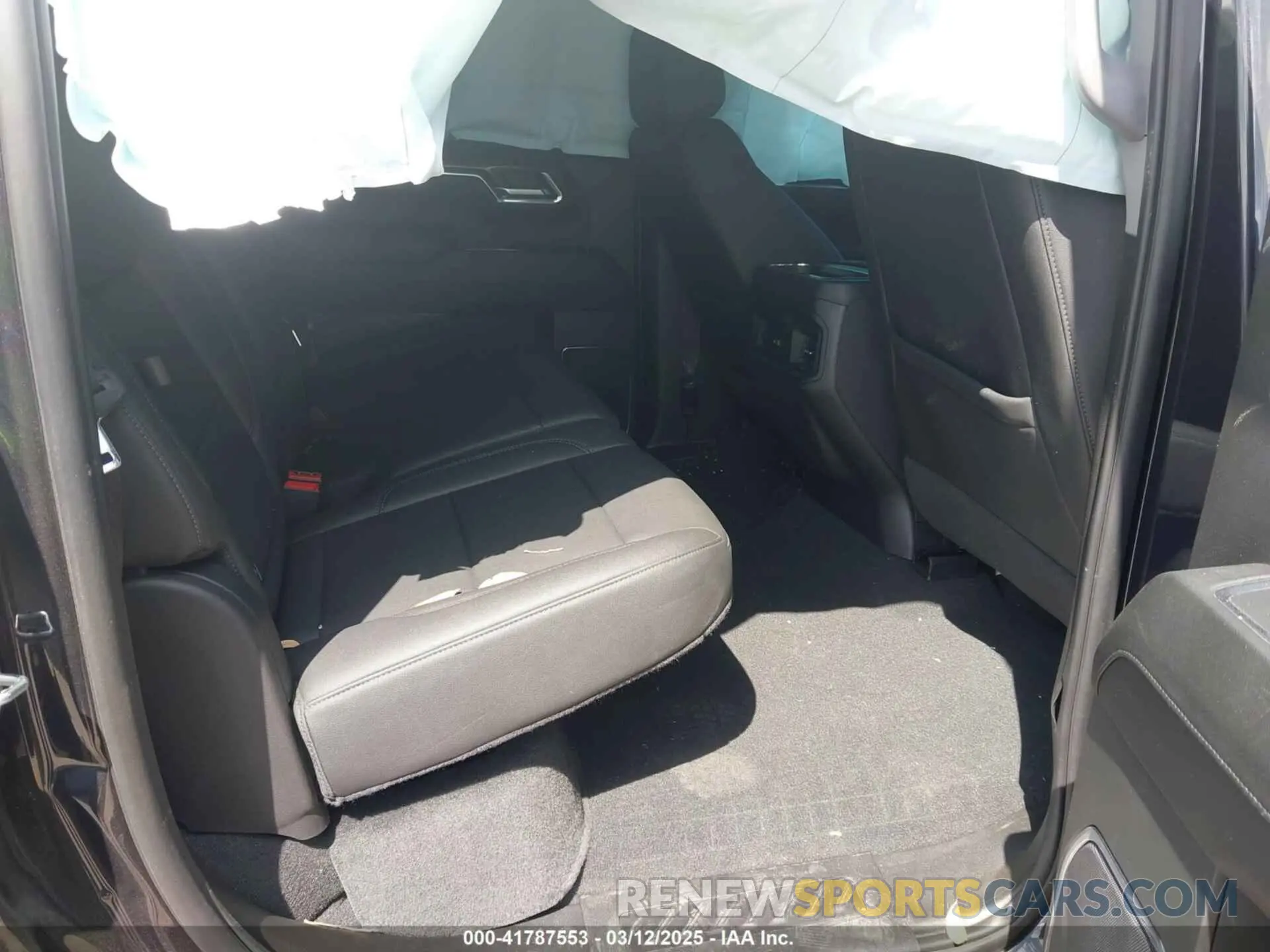 8 Photograph of a damaged car 3GCUDEED2RG382572 CHEVROLET SILVERADO 1500 2024
