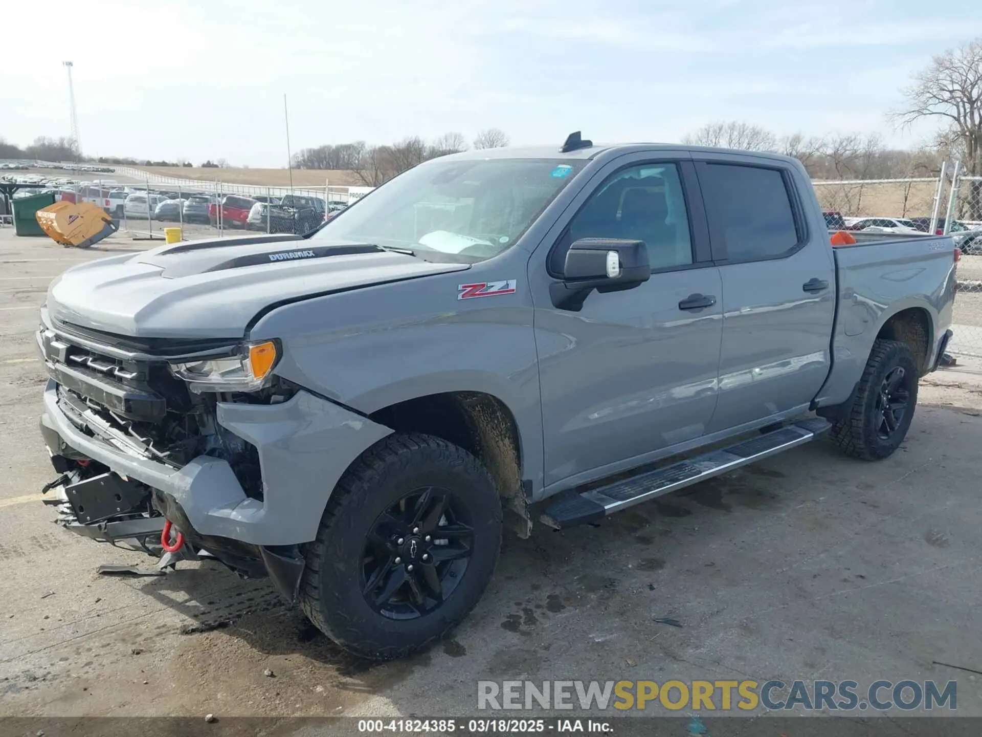 2 Photograph of a damaged car 3GCUDFE83RG314063 CHEVROLET SILVERADO 1500 2024