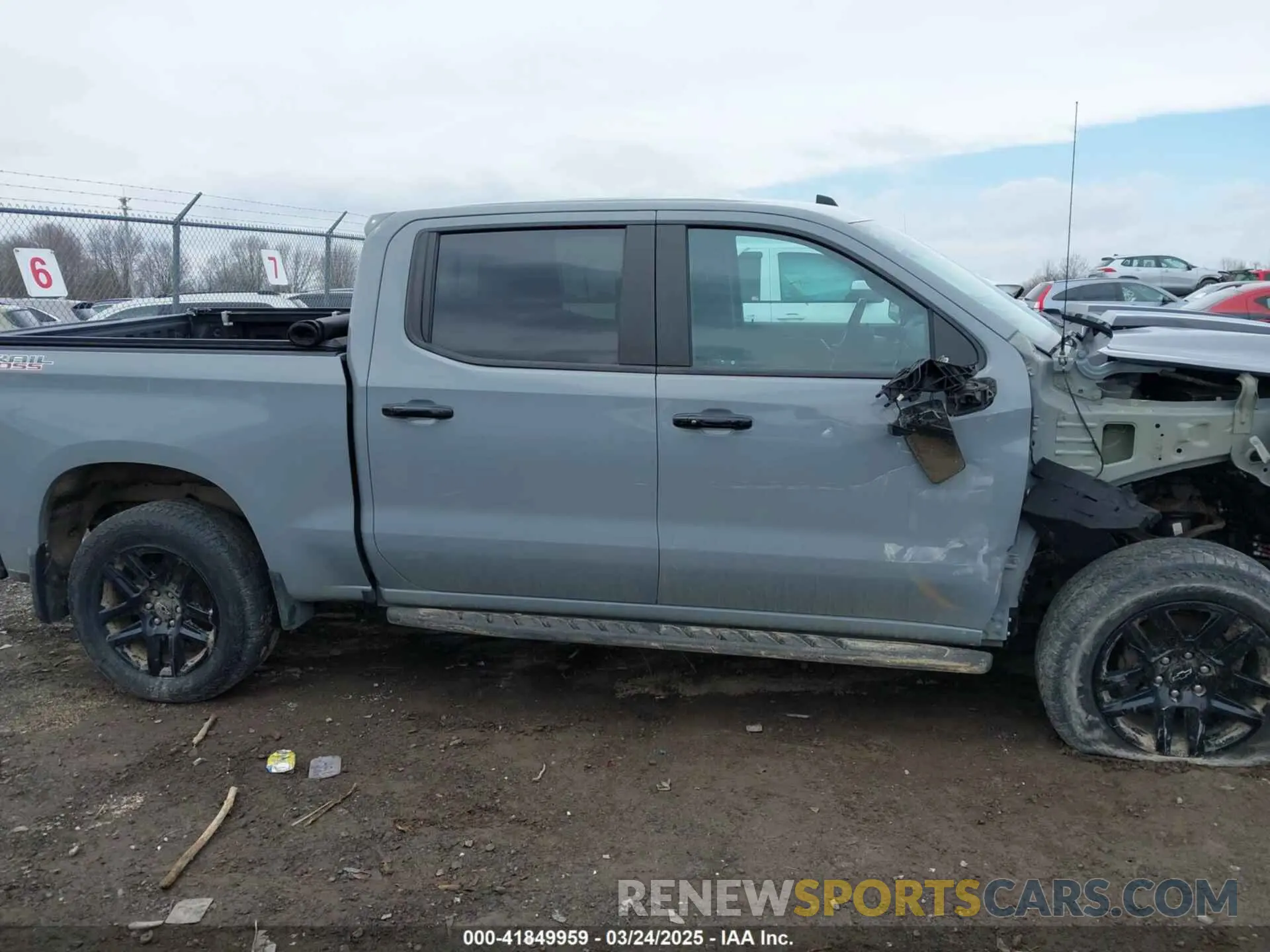13 Photograph of a damaged car 3GCUDFED3RG144459 CHEVROLET SILVERADO 1500 2024