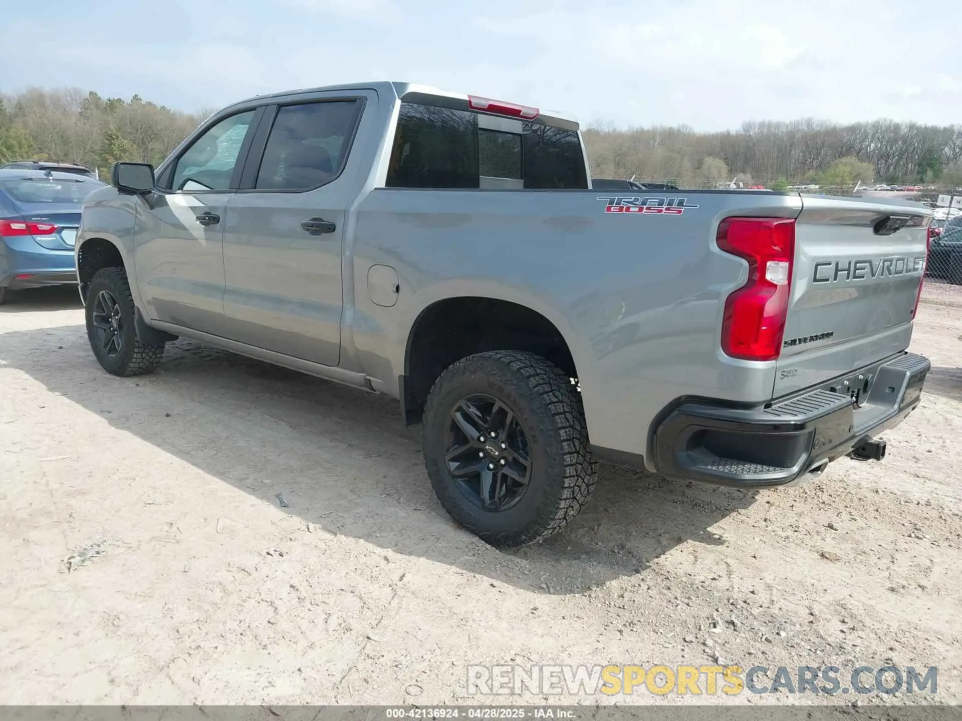 3 Photograph of a damaged car 3GCUDFED3RG430280 CHEVROLET SILVERADO 1500 2024