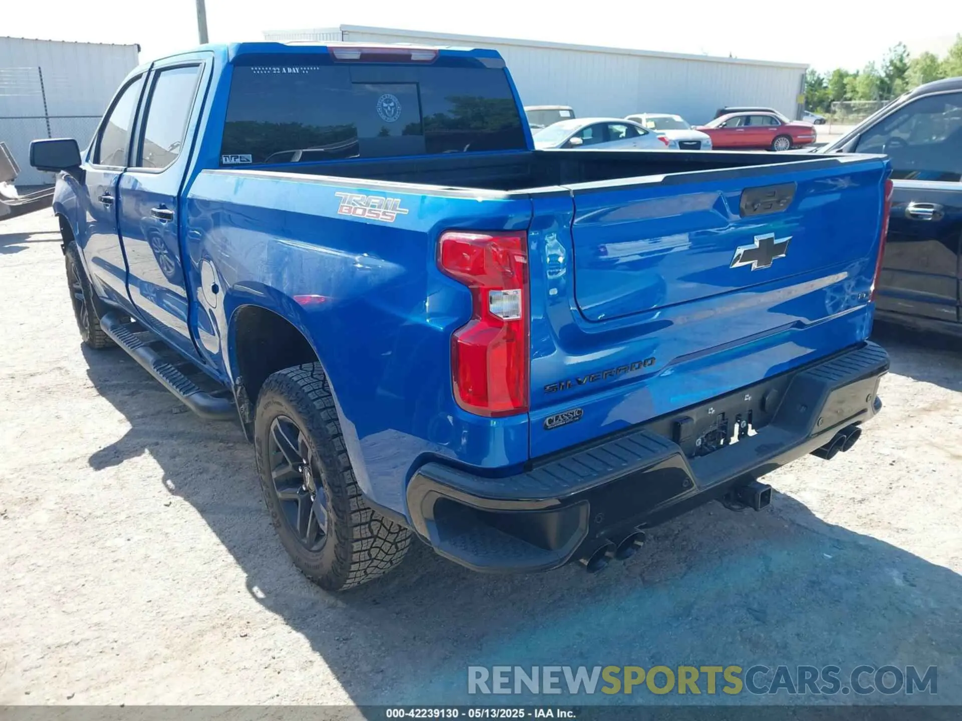3 Photograph of a damaged car 3GCUDFED4RG208525 CHEVROLET SILVERADO 1500 2024
