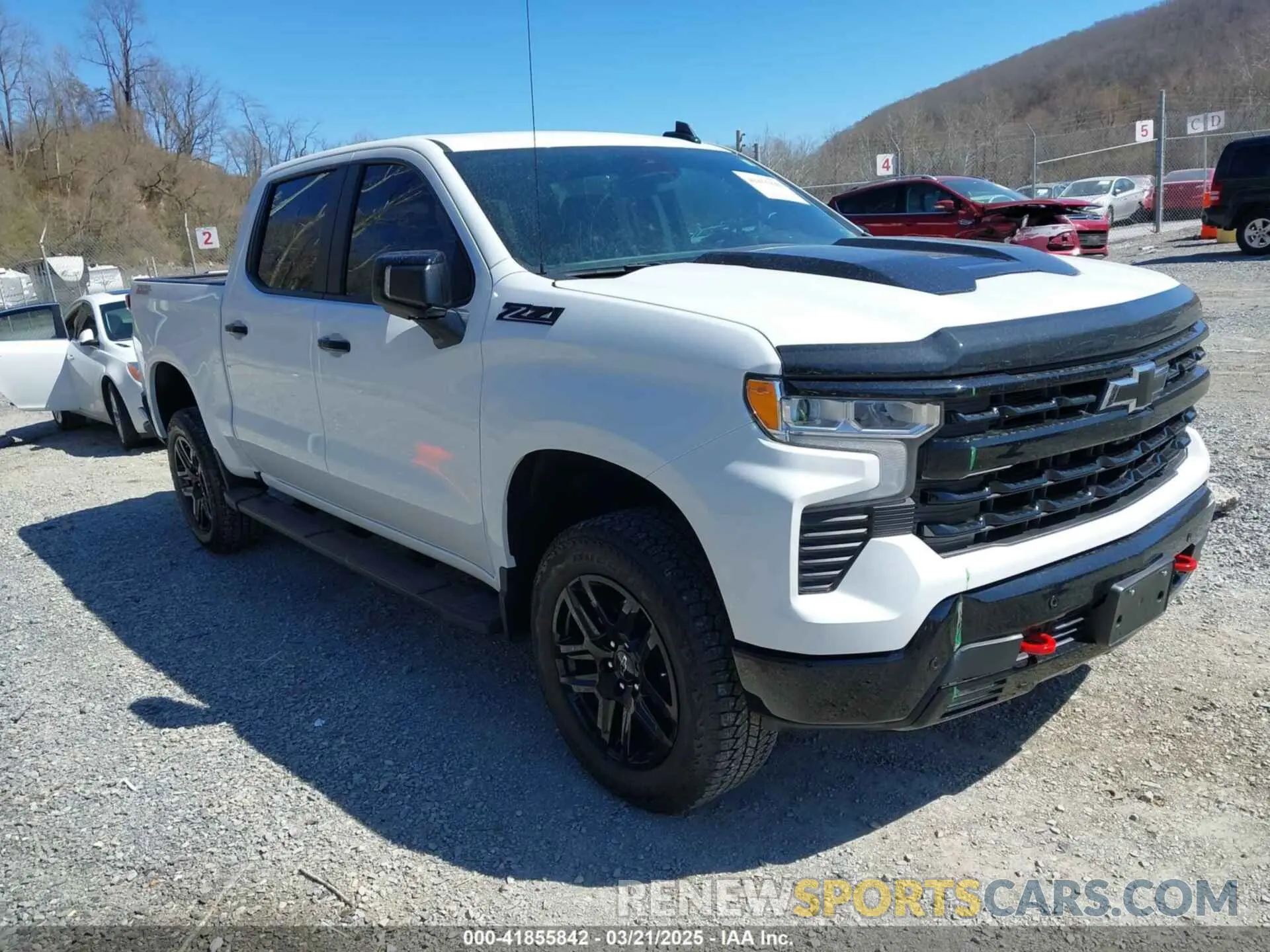 1 Фотография поврежденного автомобиля 3GCUDFED7RG397591 CHEVROLET SILVERADO 1500 2024