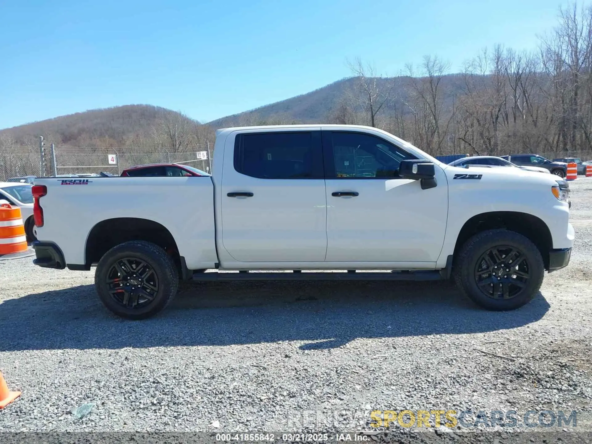 13 Фотография поврежденного автомобиля 3GCUDFED7RG397591 CHEVROLET SILVERADO 1500 2024