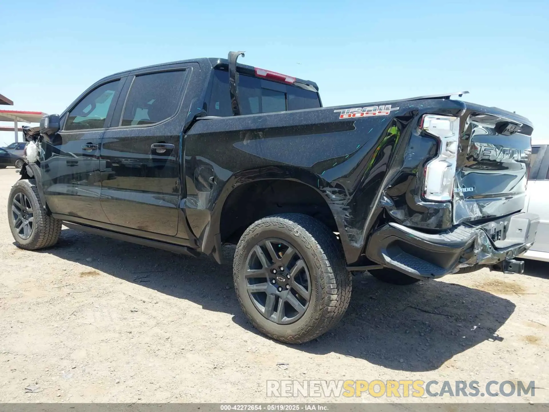 3 Photograph of a damaged car 3GCUDFEL0RG198471 CHEVROLET SILVERADO 1500 2024