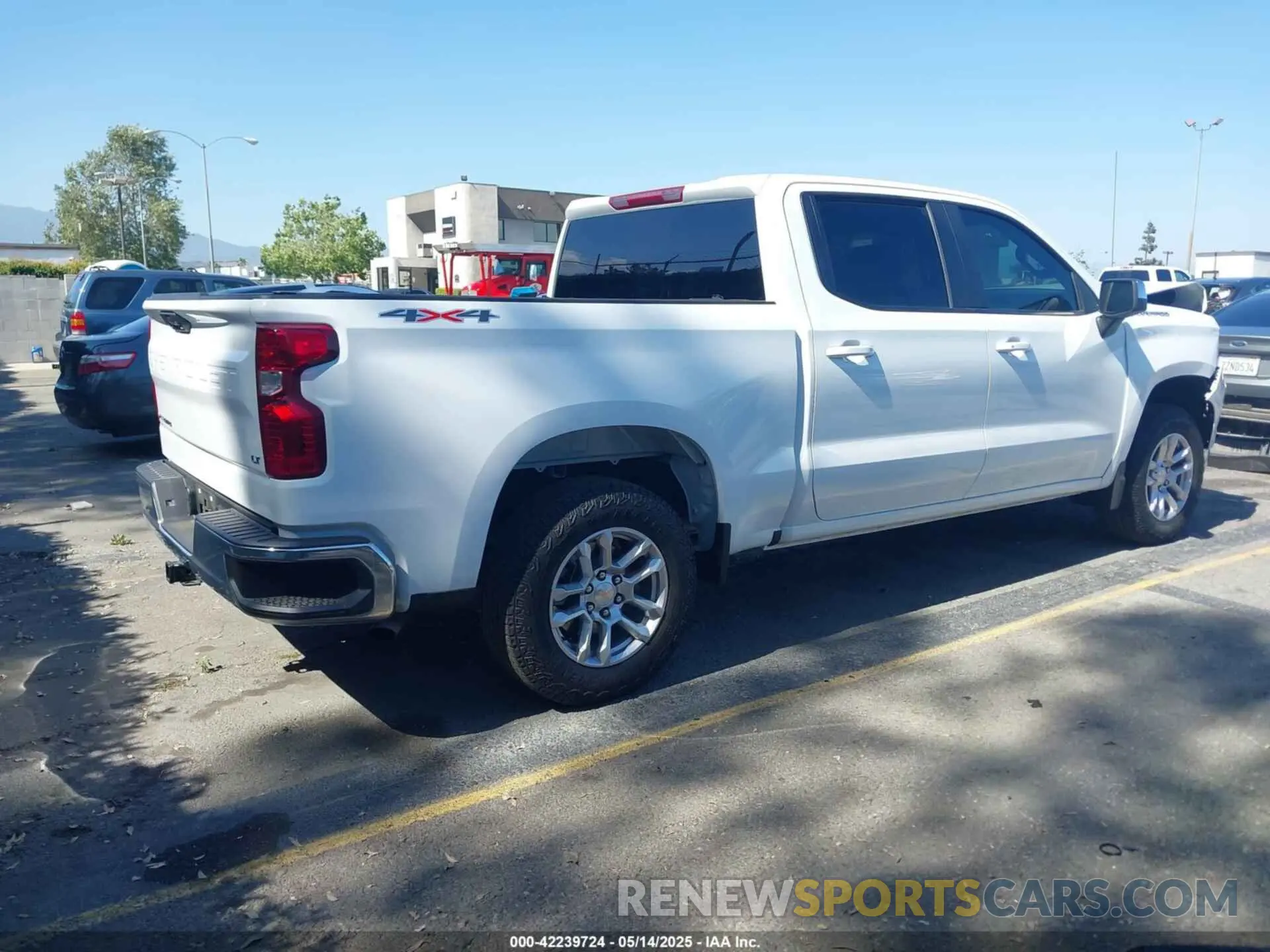 4 Фотография поврежденного автомобиля 1GCPKKEK0SZ143835 CHEVROLET SILVERADO 1500 2025