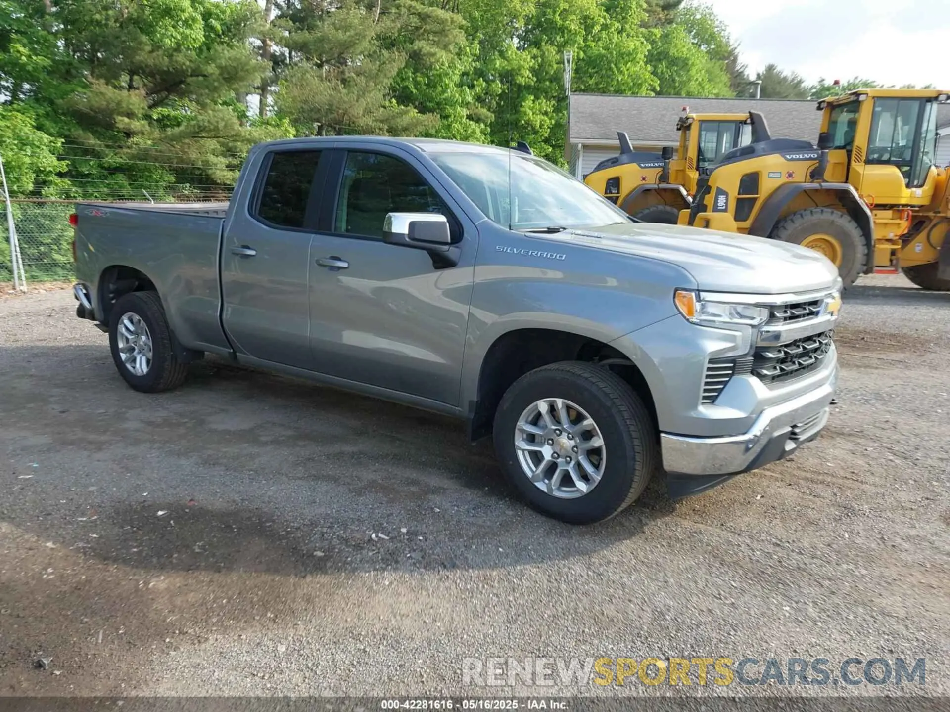 1 Фотография поврежденного автомобиля 1GCRKKEK0SZ131113 CHEVROLET SILVERADO 1500 2025