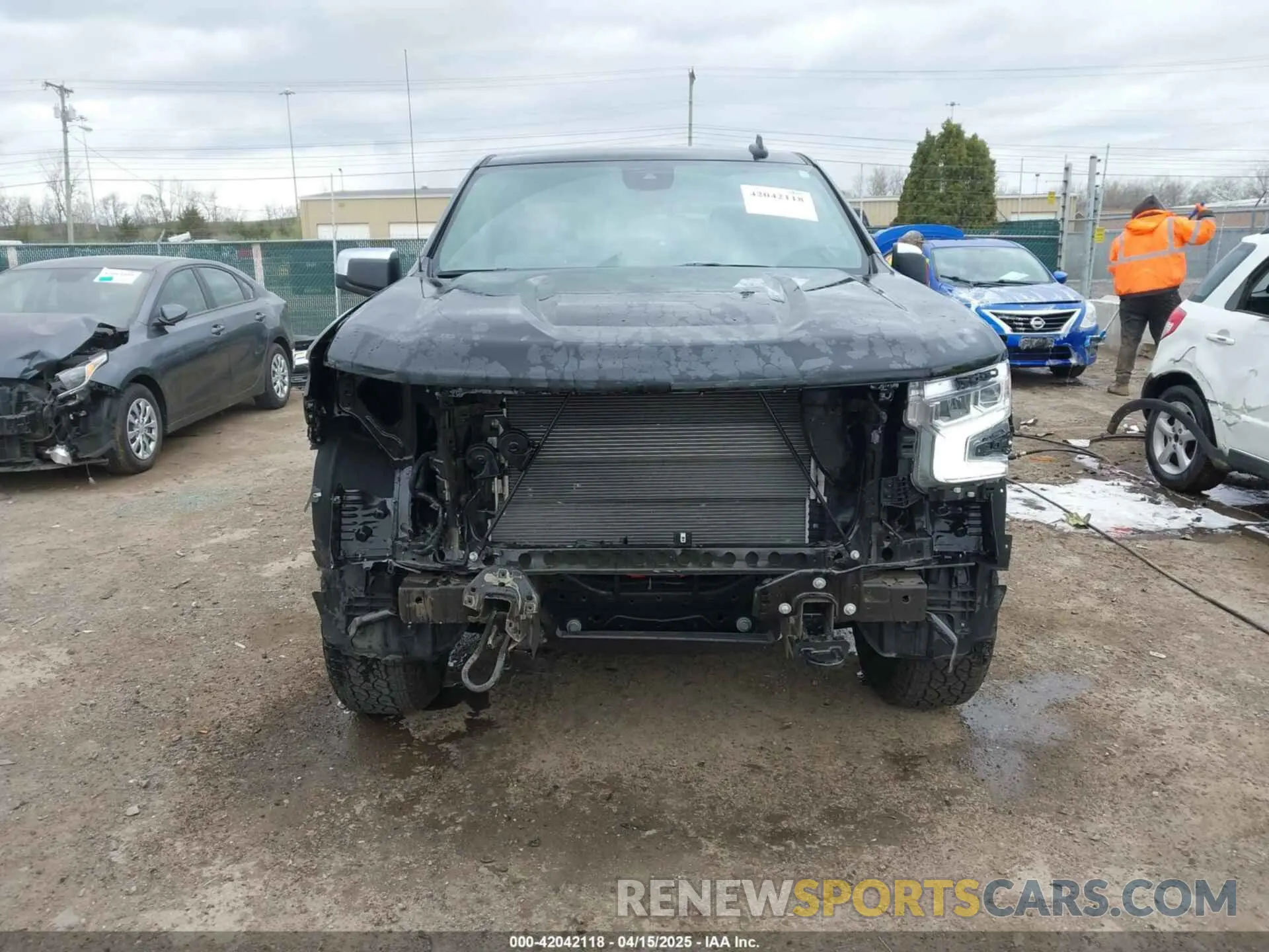 13 Photograph of a damaged car 1GCUKDED5SZ111754 CHEVROLET SILVERADO 1500 2025