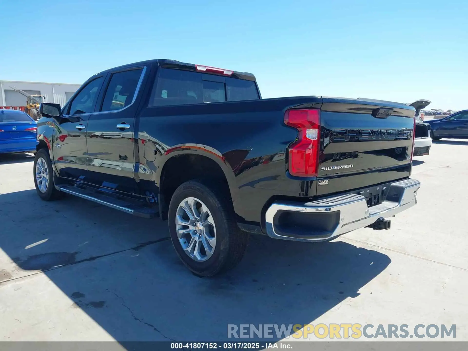3 Фотография поврежденного автомобиля 2GCPAEED5S1102101 CHEVROLET SILVERADO 1500 2025