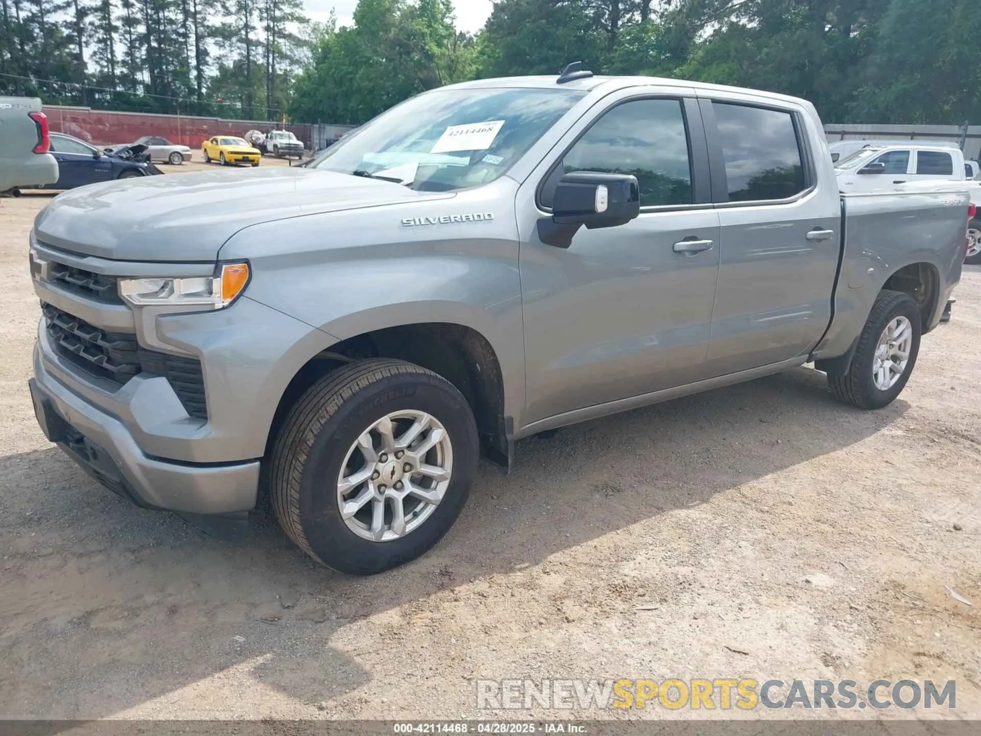 2 Фотография поврежденного автомобиля 2GCUKEED7S1111432 CHEVROLET SILVERADO 1500 2025