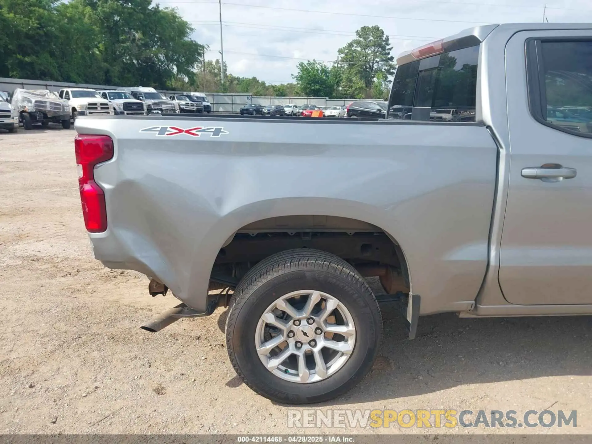 6 Фотография поврежденного автомобиля 2GCUKEED7S1111432 CHEVROLET SILVERADO 1500 2025