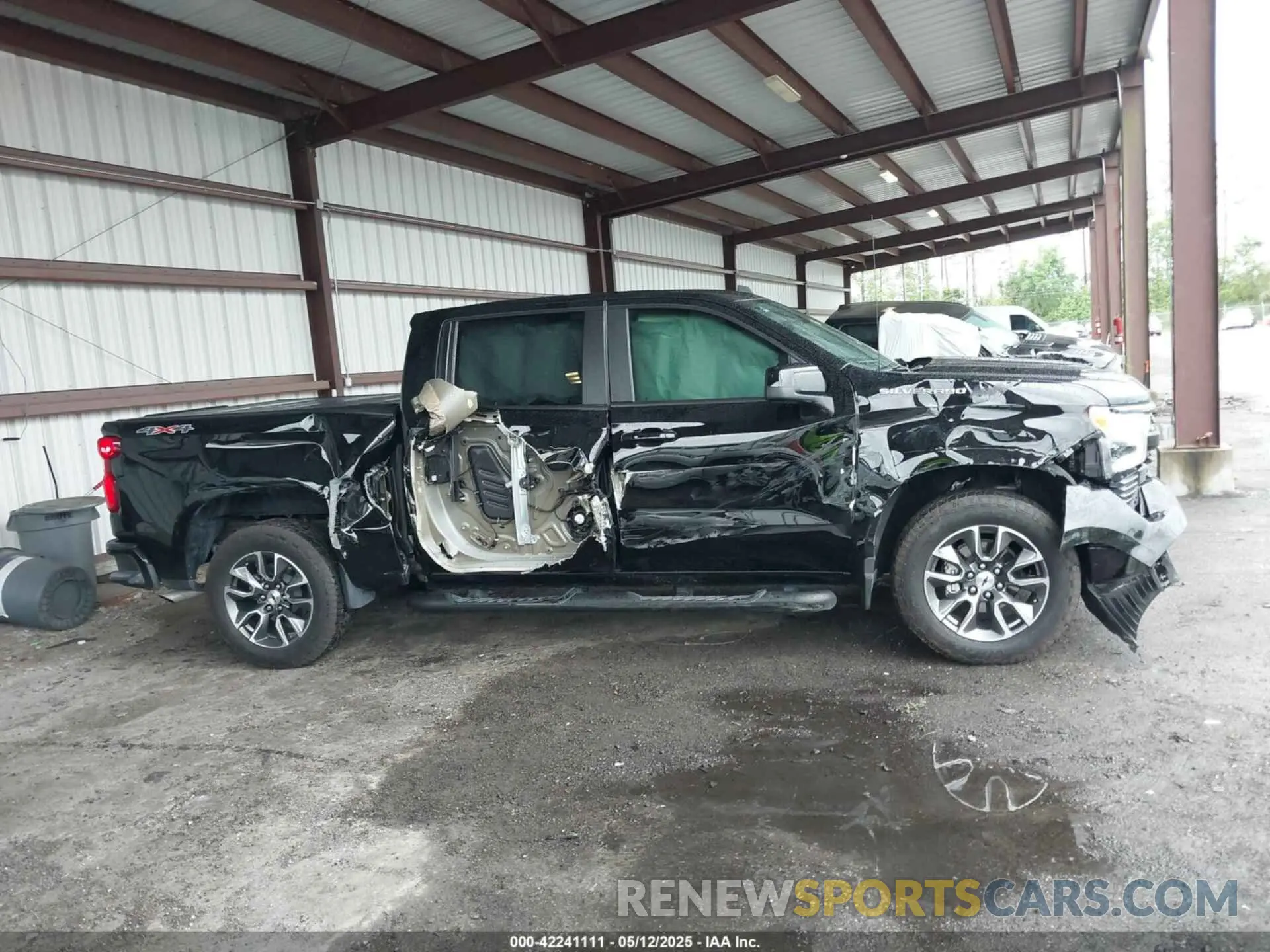 13 Photograph of a damaged car 2GCUKEED8S1147730 CHEVROLET SILVERADO 1500 2025