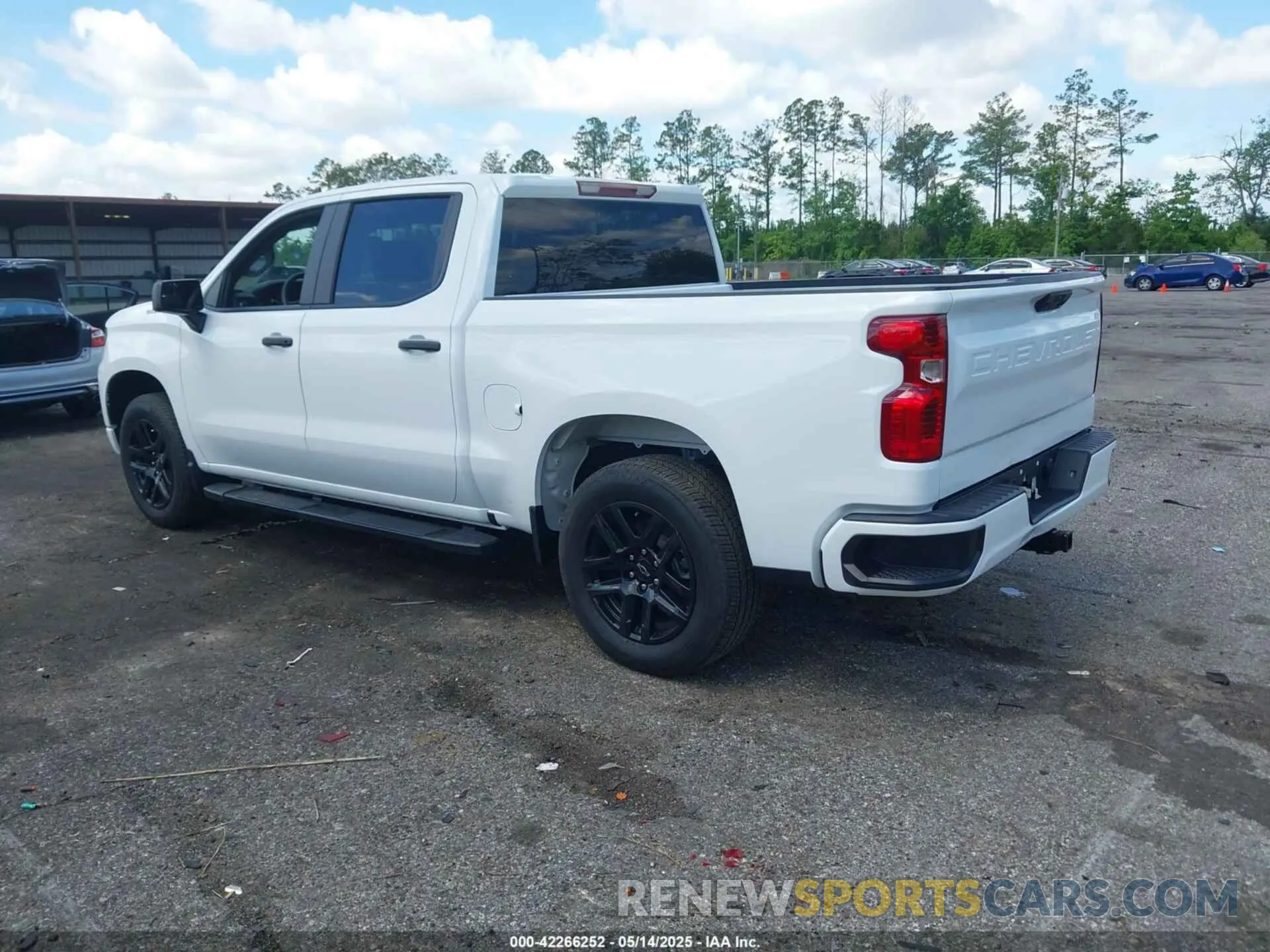 3 Photograph of a damaged car 3GCPKBEK7SG141712 CHEVROLET SILVERADO 1500 2025