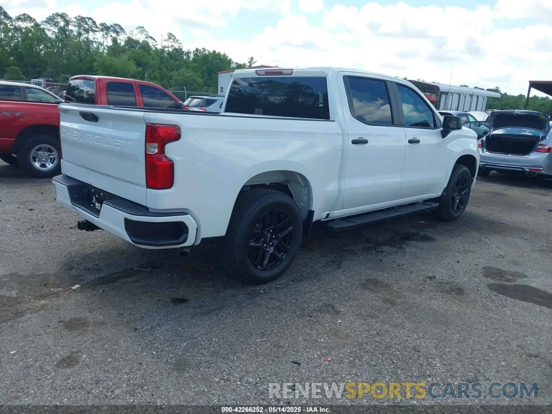 4 Photograph of a damaged car 3GCPKBEK7SG141712 CHEVROLET SILVERADO 1500 2025