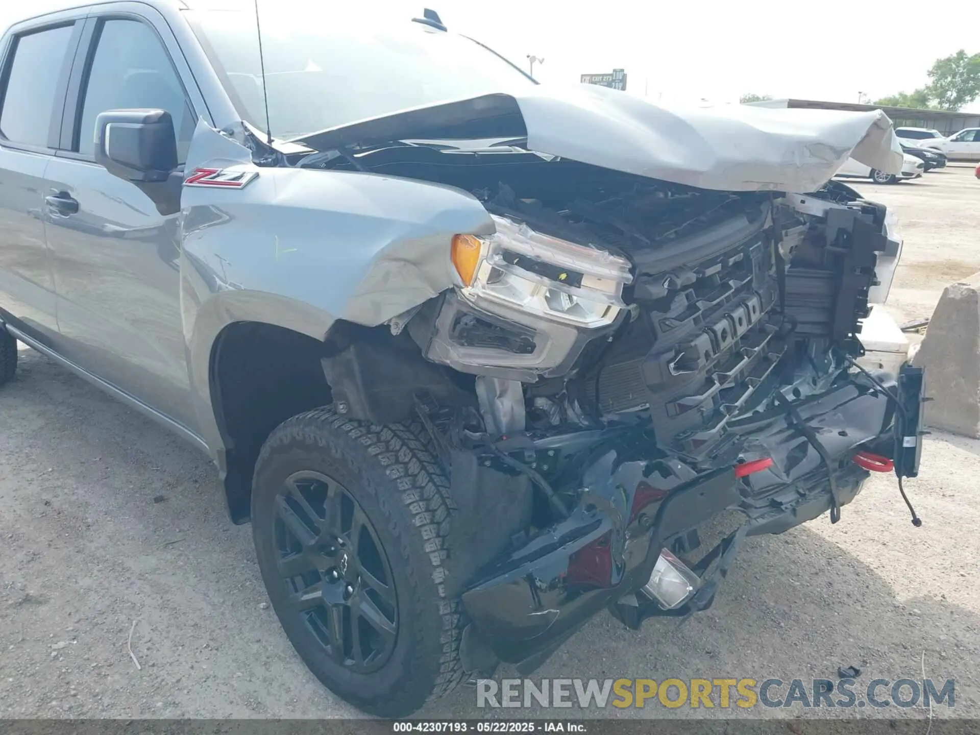 18 Photograph of a damaged car 3GCUKFED7SG101691 CHEVROLET SILVERADO 1500 2025