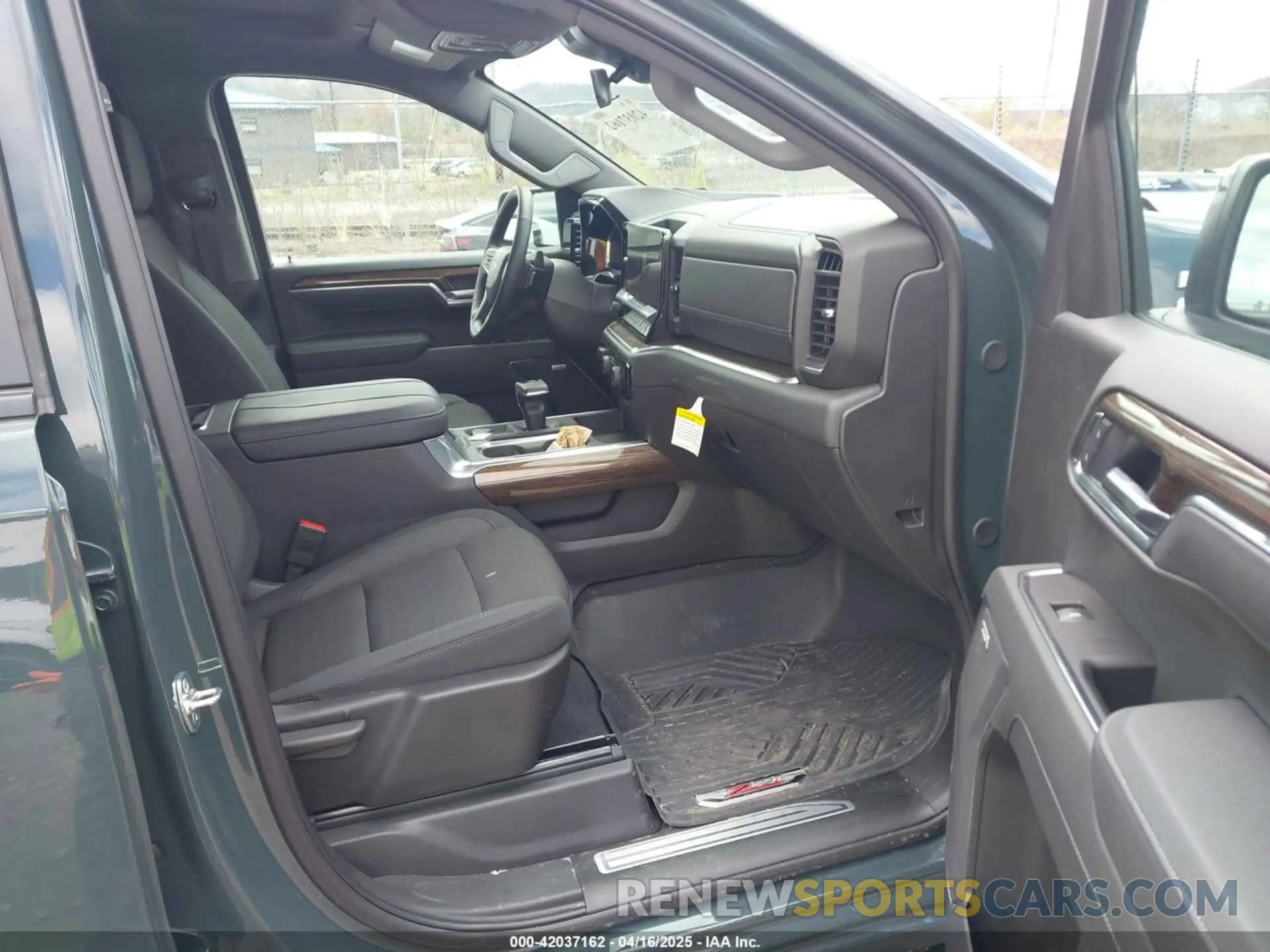 5 Photograph of a damaged car 3GCUKFEL7SG201328 CHEVROLET SILVERADO 1500 2025