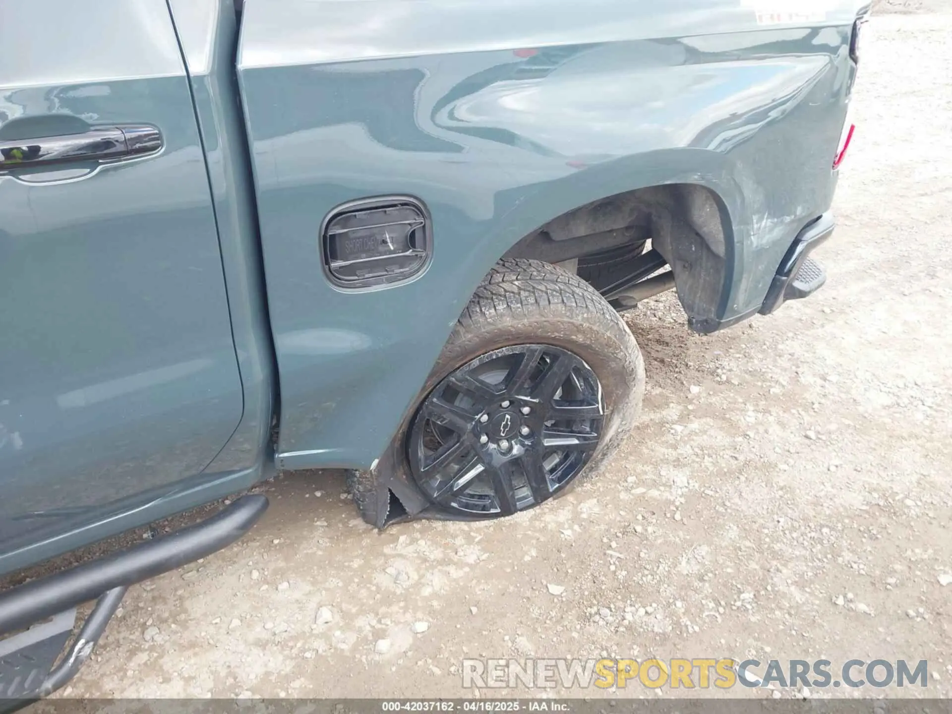 6 Photograph of a damaged car 3GCUKFEL7SG201328 CHEVROLET SILVERADO 1500 2025