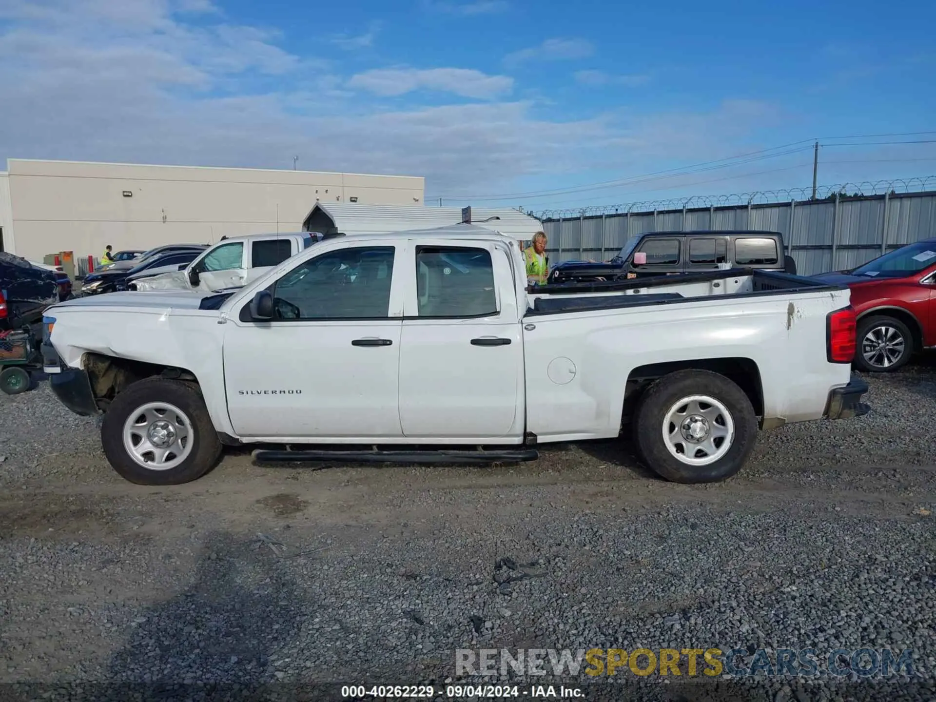14 Фотография поврежденного автомобиля 2GCRCNEC2K1225316 CHEVROLET SILVERADO 1500 LD 2019