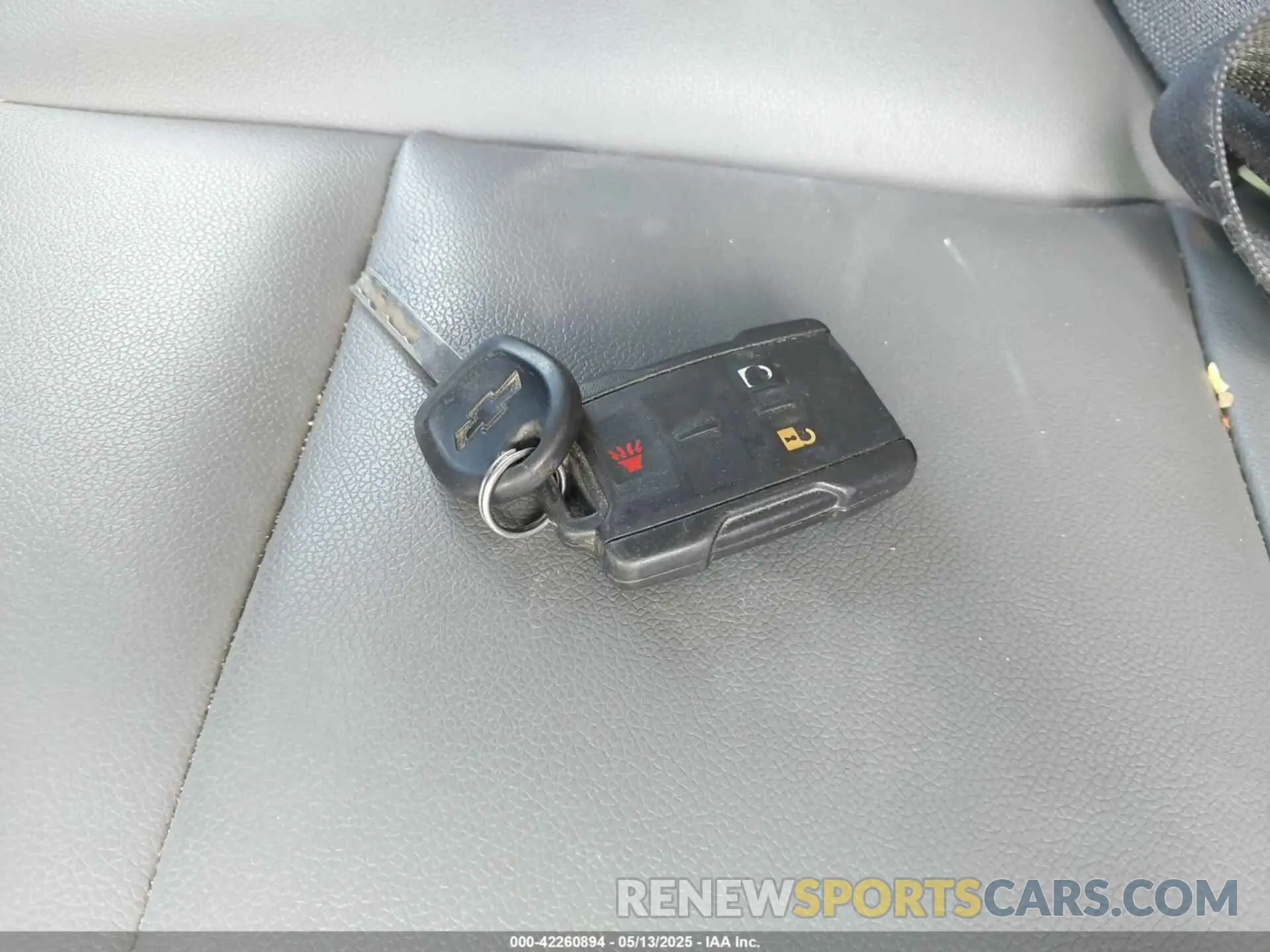 11 Фотография поврежденного автомобиля 2GCRCNEC9K1127173 CHEVROLET SILVERADO 1500 LD 2019