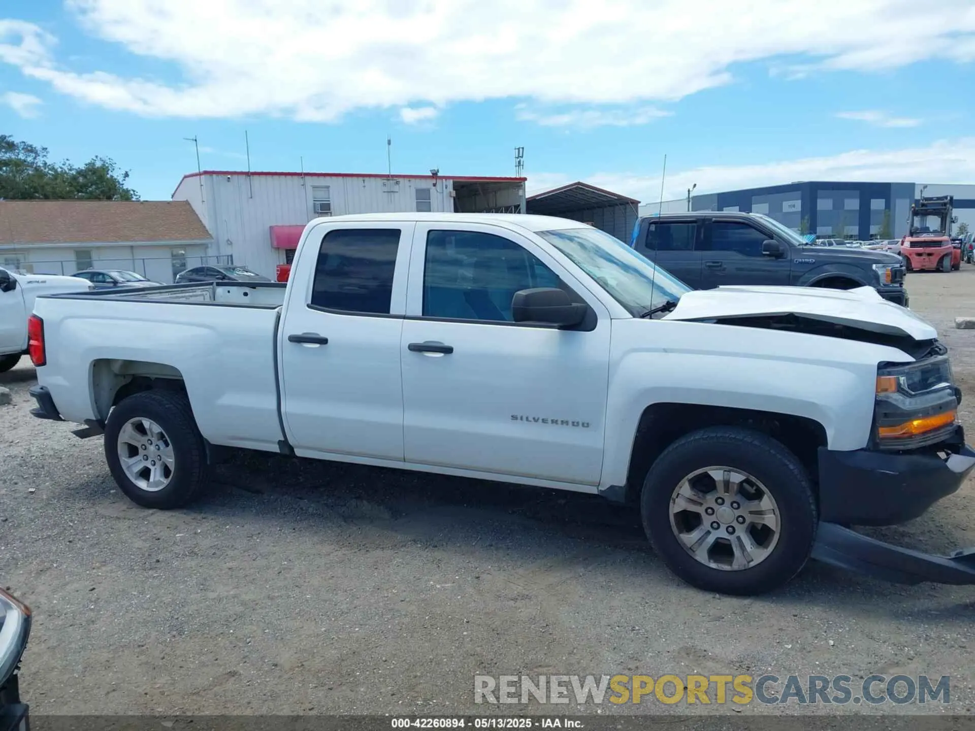 13 Фотография поврежденного автомобиля 2GCRCNEC9K1127173 CHEVROLET SILVERADO 1500 LD 2019