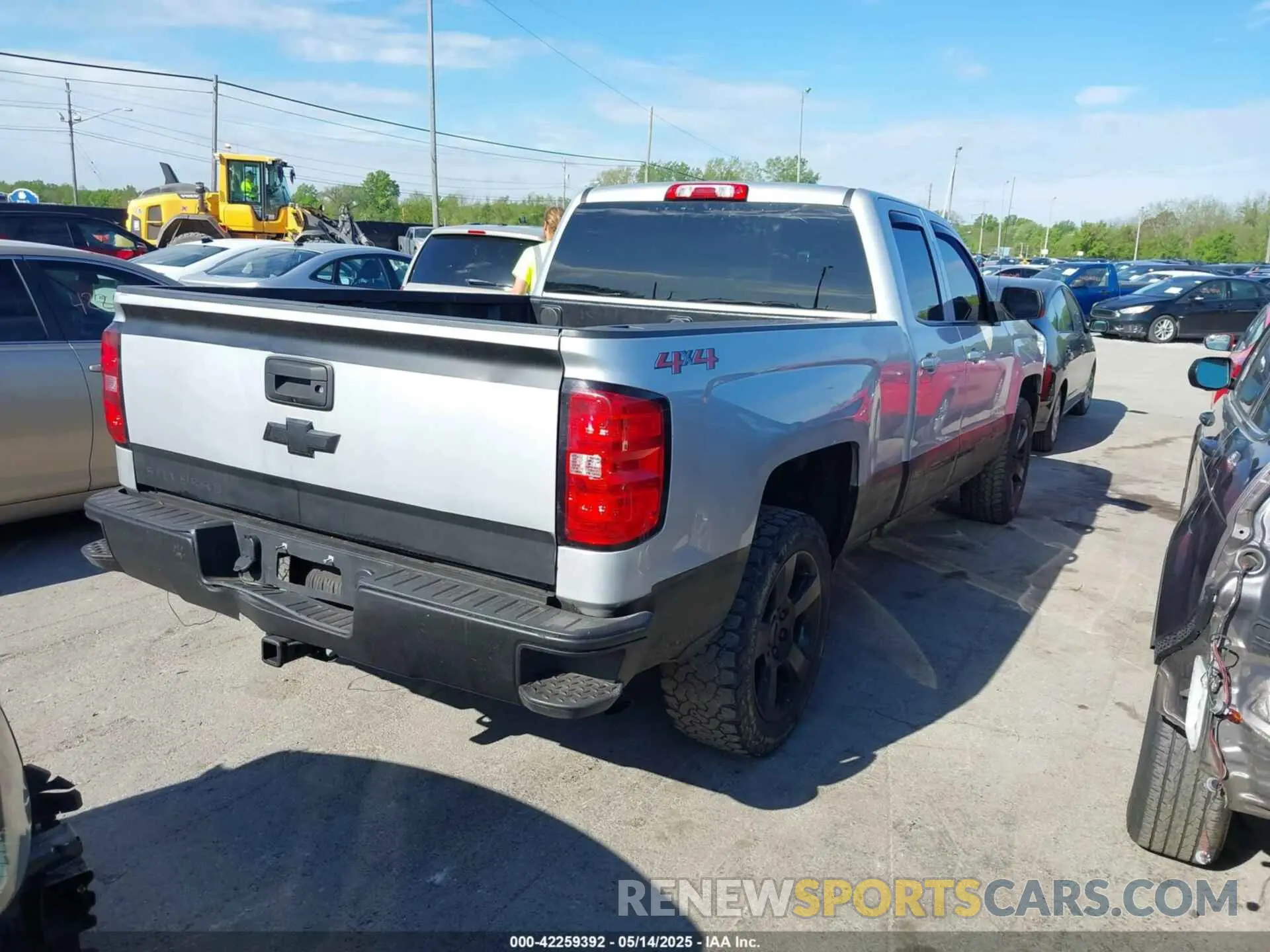 4 Photograph of a damaged car 2GCVKPEC1K1211677 CHEVROLET SILVERADO 1500 LD 2019