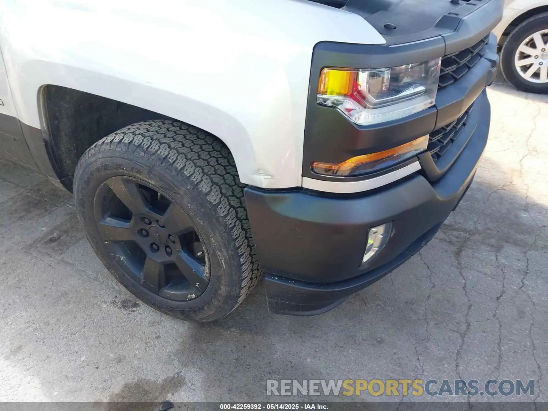 6 Photograph of a damaged car 2GCVKPEC1K1211677 CHEVROLET SILVERADO 1500 LD 2019