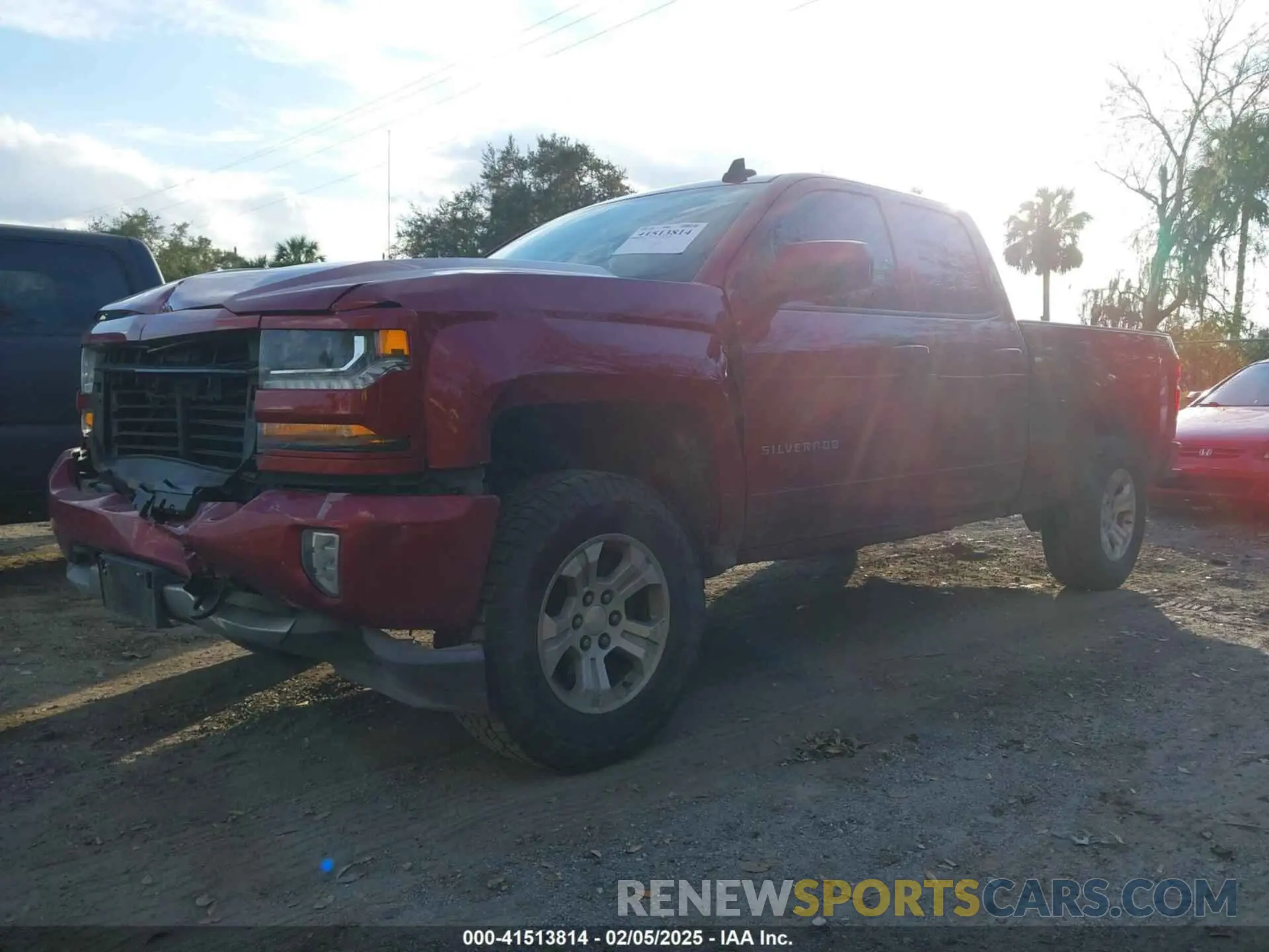 2 Фотография поврежденного автомобиля 2GCVKPEC2K1180858 CHEVROLET SILVERADO 1500 LD 2019