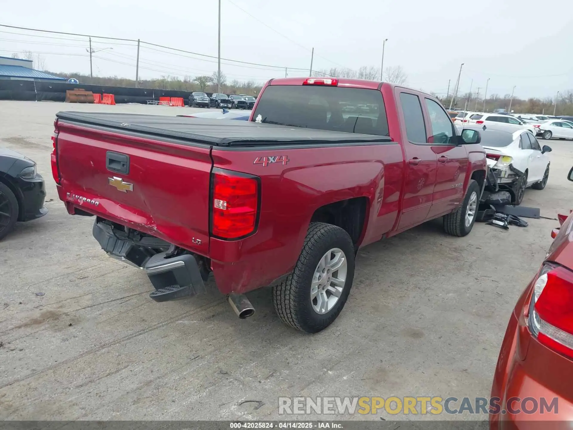 4 Photograph of a damaged car 2GCVKPEC2K1188832 CHEVROLET SILVERADO 1500 LD 2019