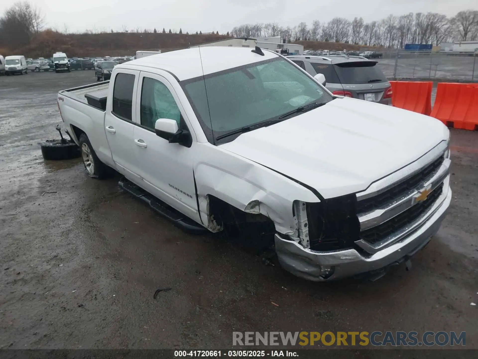 1 Photograph of a damaged car 2GCVKPEC3K1107675 CHEVROLET SILVERADO 1500 LD 2019