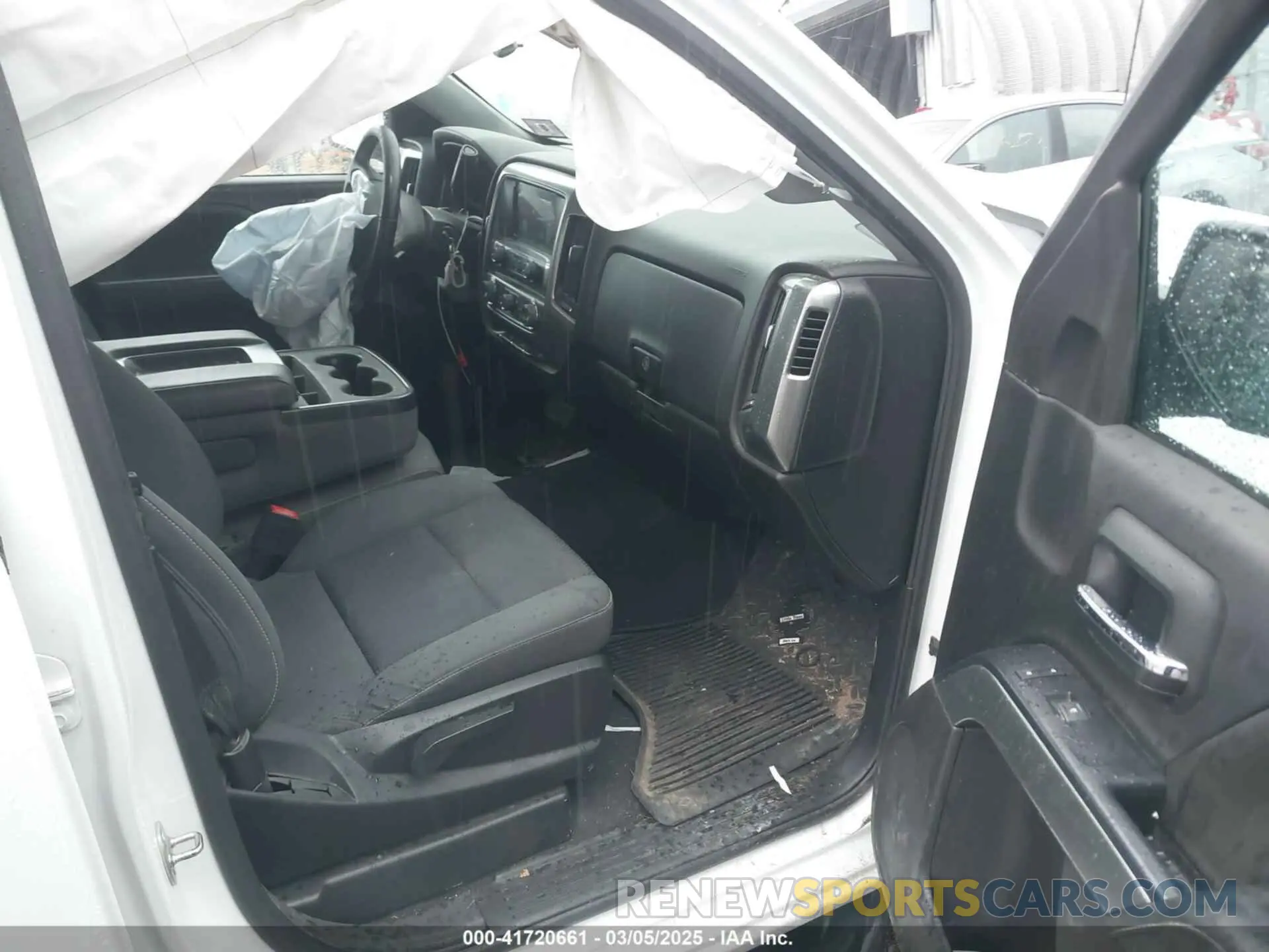 5 Photograph of a damaged car 2GCVKPEC3K1107675 CHEVROLET SILVERADO 1500 LD 2019