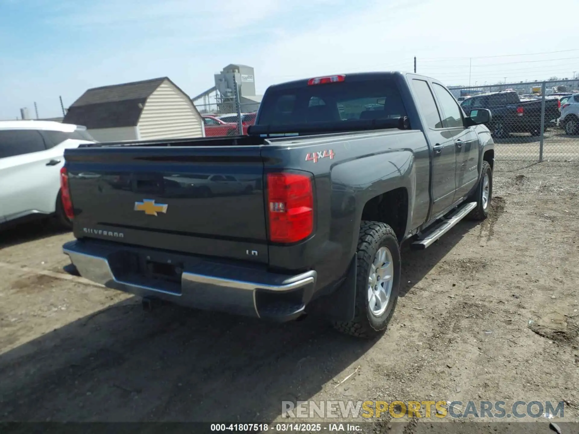 4 Photograph of a damaged car 2GCVKPEC4K1112416 CHEVROLET SILVERADO 1500 LD 2019