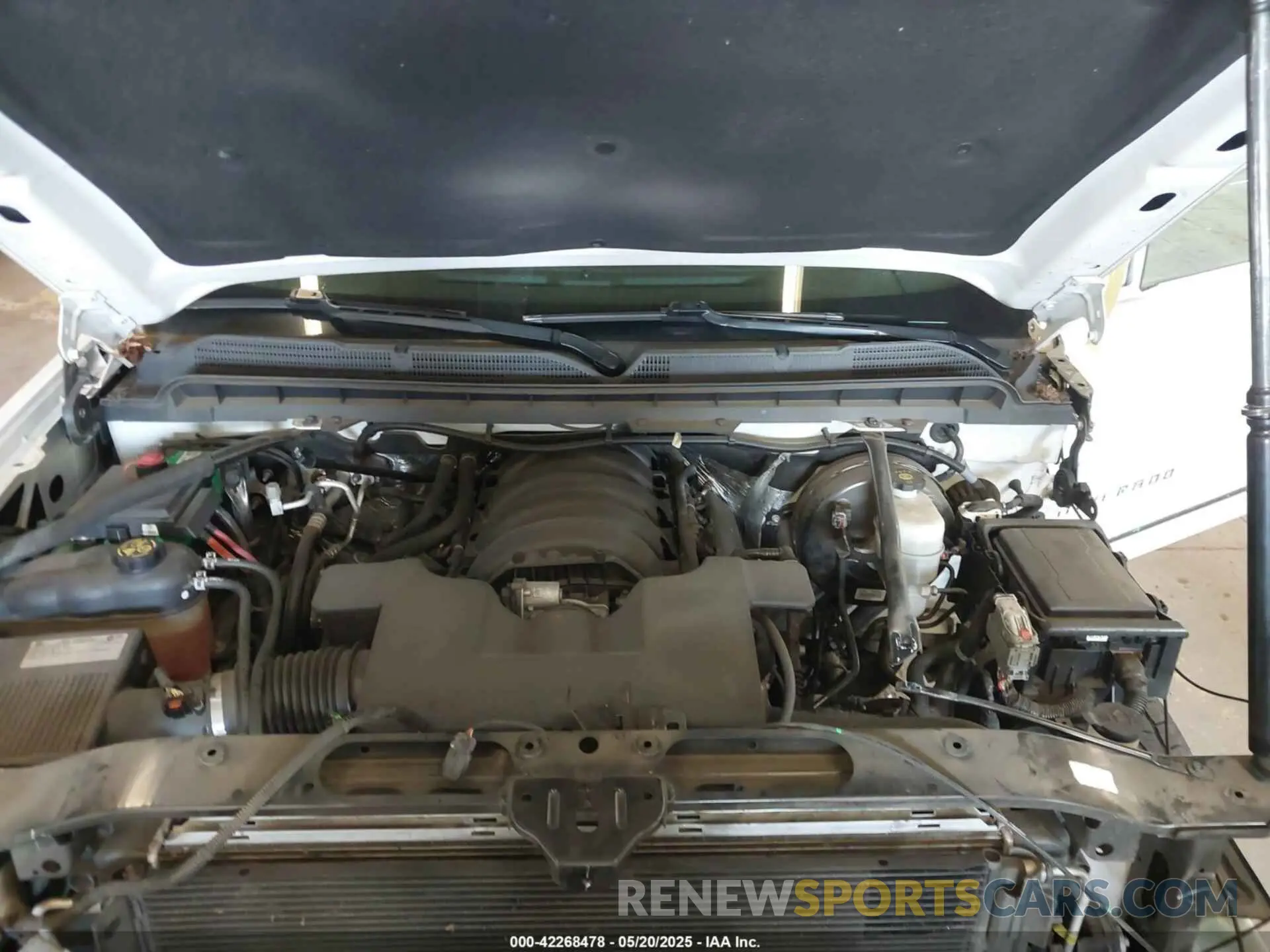 10 Фотография поврежденного автомобиля 2GCVKPECXK1121556 CHEVROLET SILVERADO 1500 LD 2019