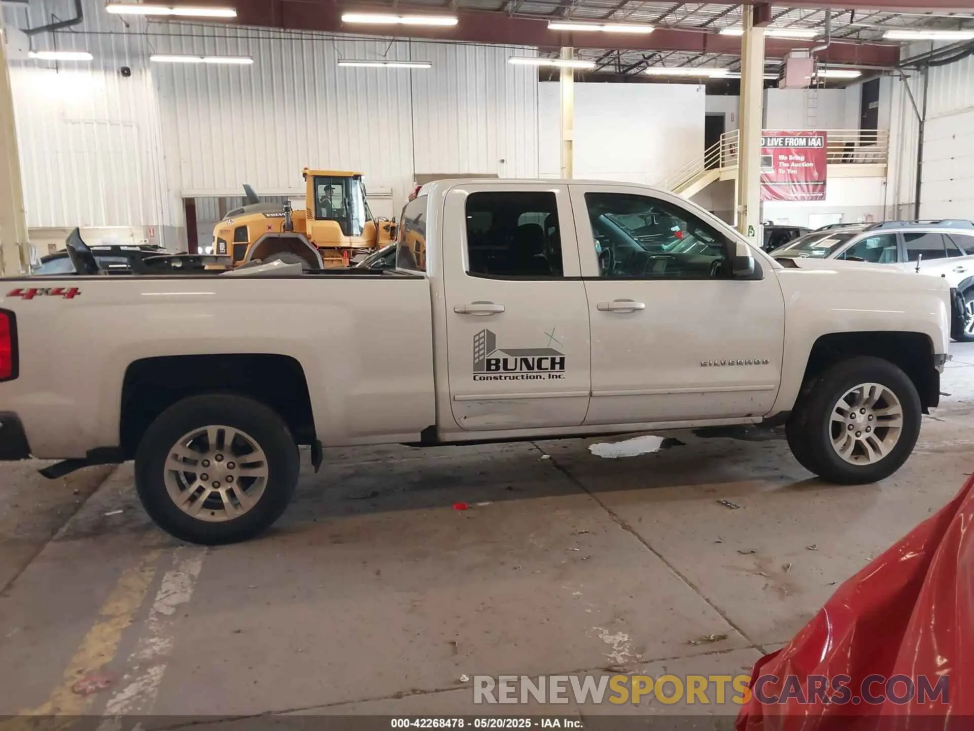 14 Фотография поврежденного автомобиля 2GCVKPECXK1121556 CHEVROLET SILVERADO 1500 LD 2019