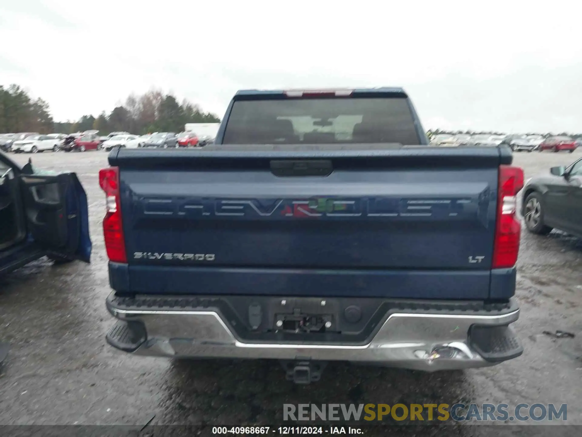 17 Photograph of a damaged car 1GCPWCEDXNZ148444 CHEVROLET SILVERADO 1500 LTD 2022