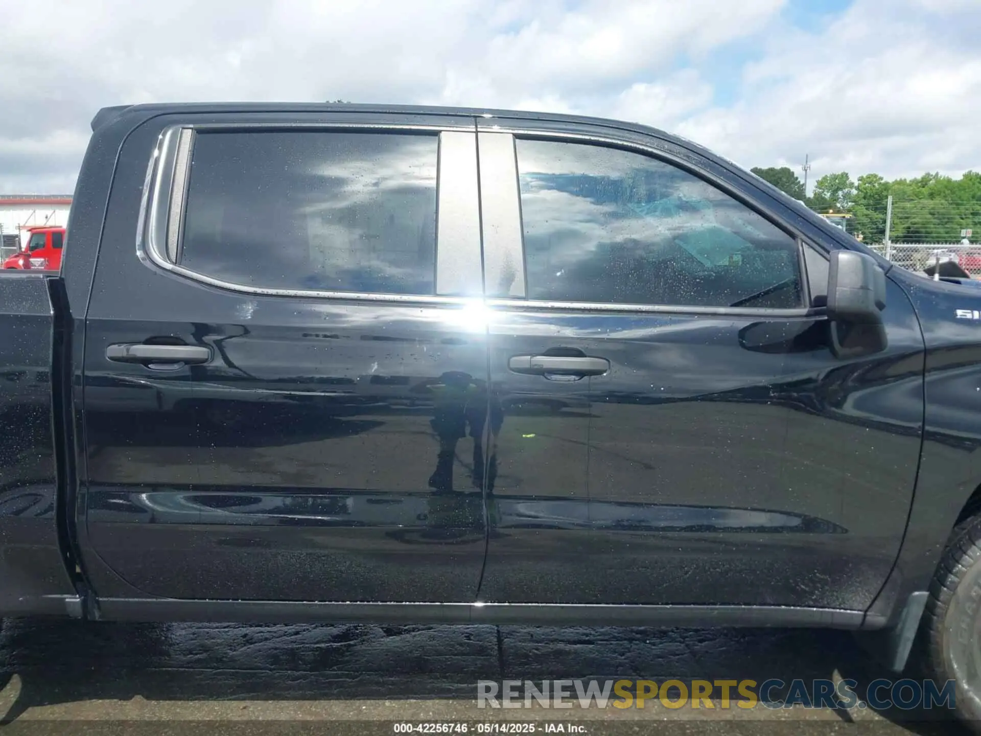 13 Photograph of a damaged car 1GCPYBEK8NZ135310 CHEVROLET SILVERADO 1500 LTD 2022