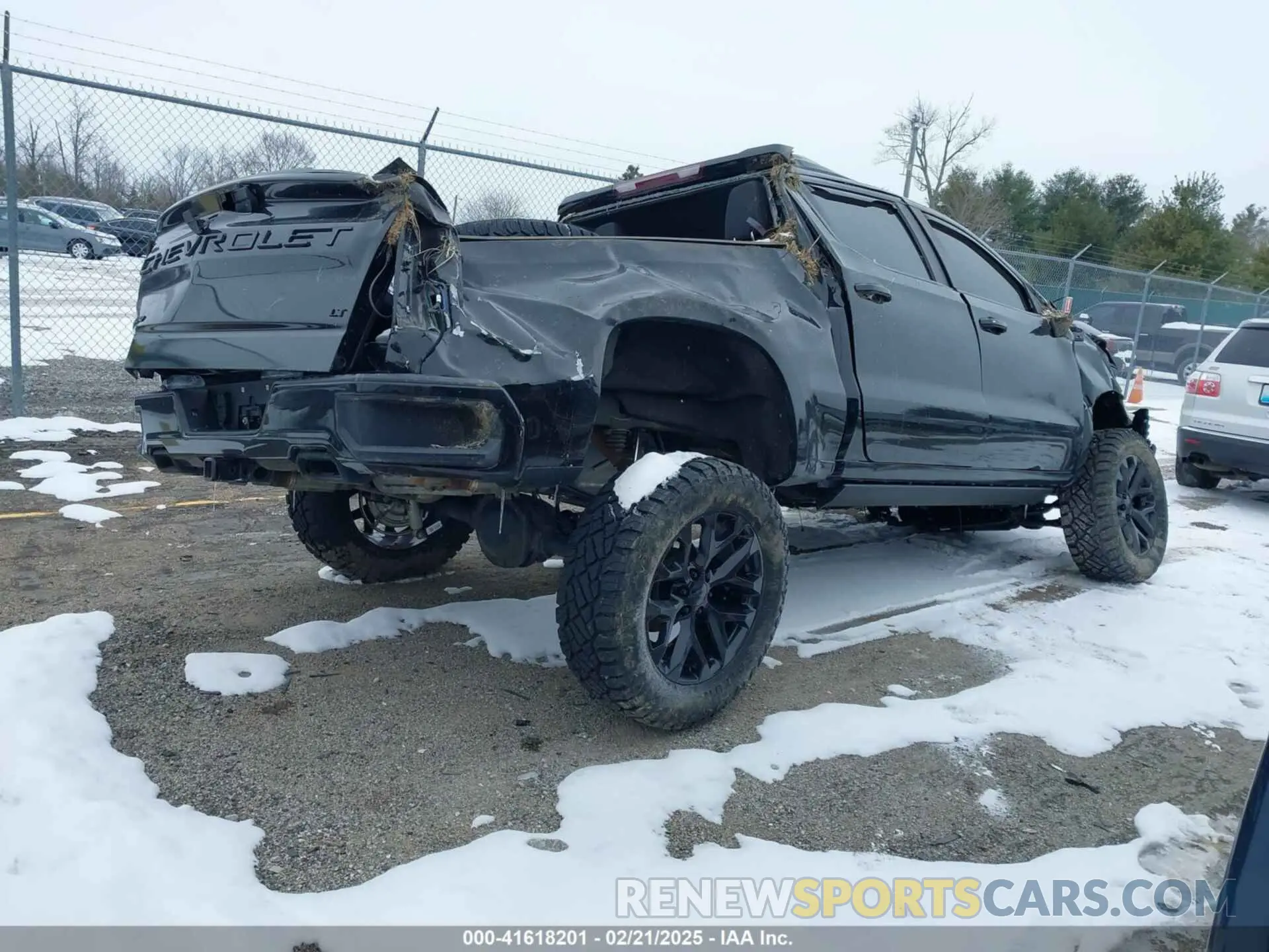 4 Photograph of a damaged car 1GCPYFEDXNZ233067 CHEVROLET SILVERADO 1500 LTD 2022
