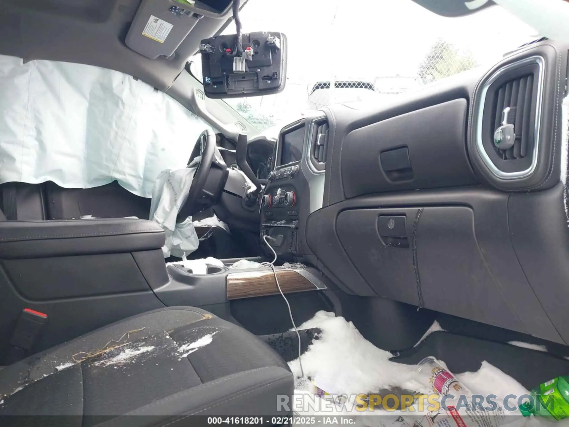 5 Photograph of a damaged car 1GCPYFEDXNZ233067 CHEVROLET SILVERADO 1500 LTD 2022
