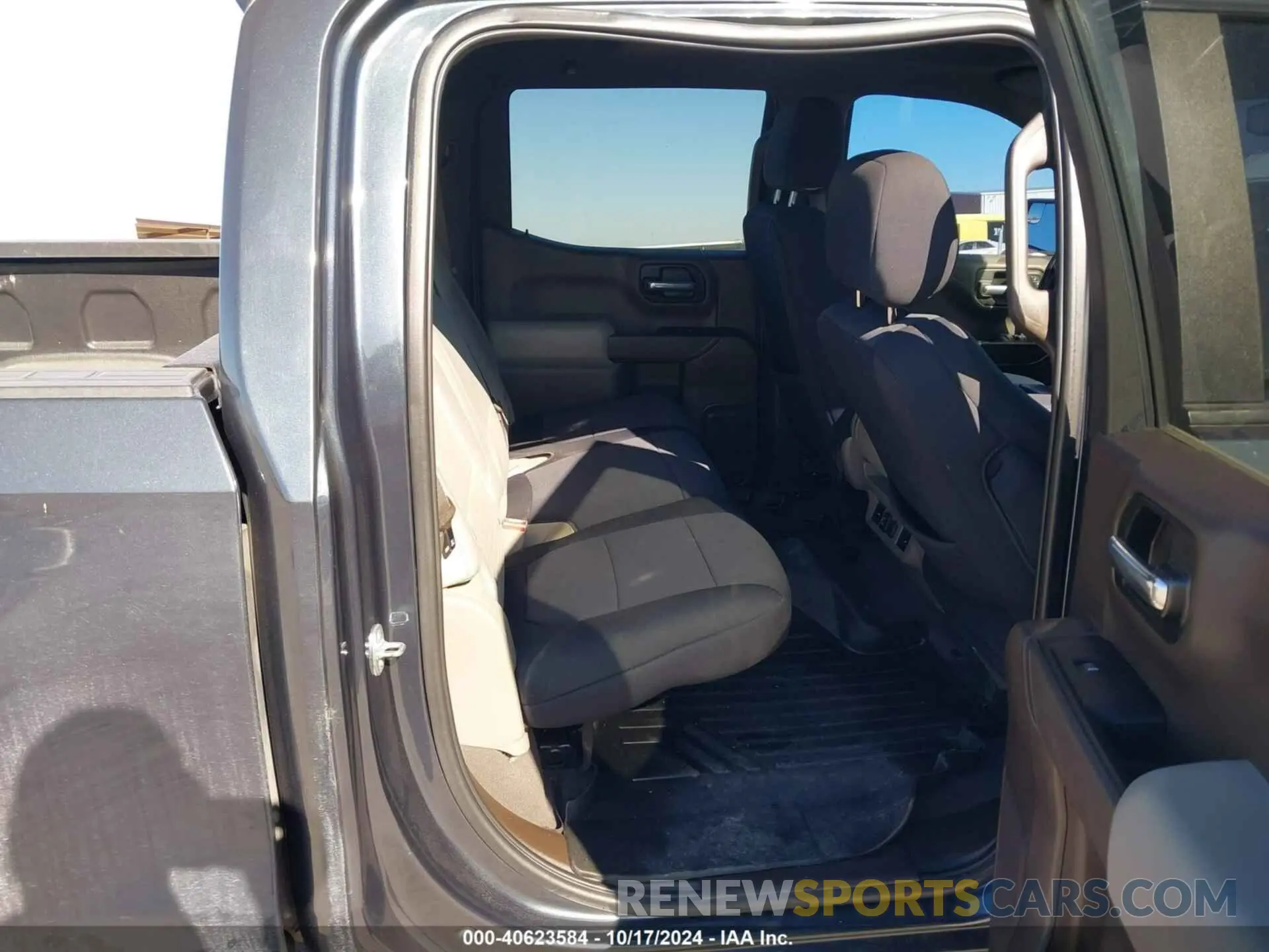 8 Photograph of a damaged car 1GCUYDED0NZ124561 CHEVROLET SILVERADO 1500 LTD 2022