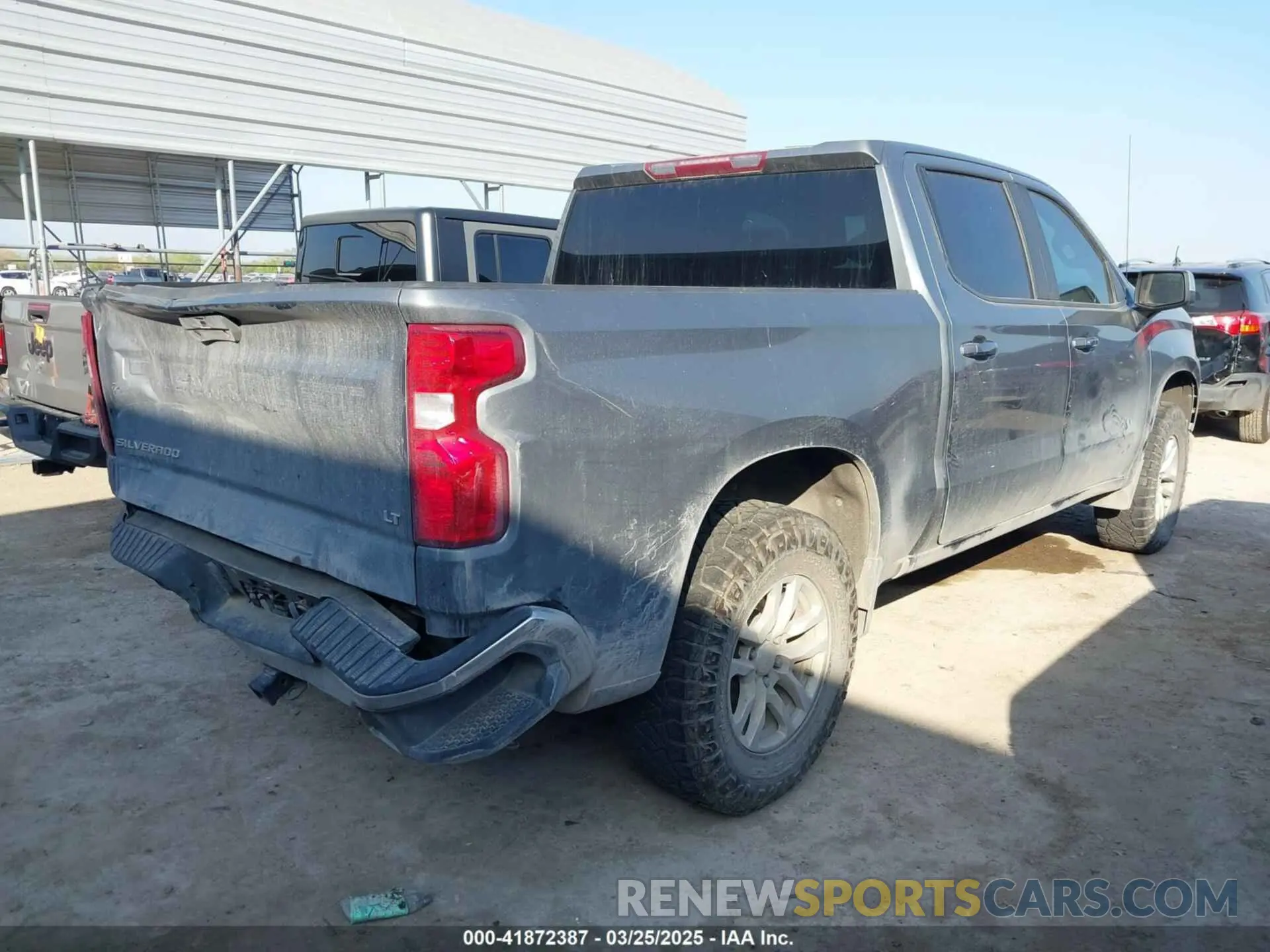 4 Photograph of a damaged car 1GCUYDETXNZ185259 CHEVROLET SILVERADO 1500 LTD 2022